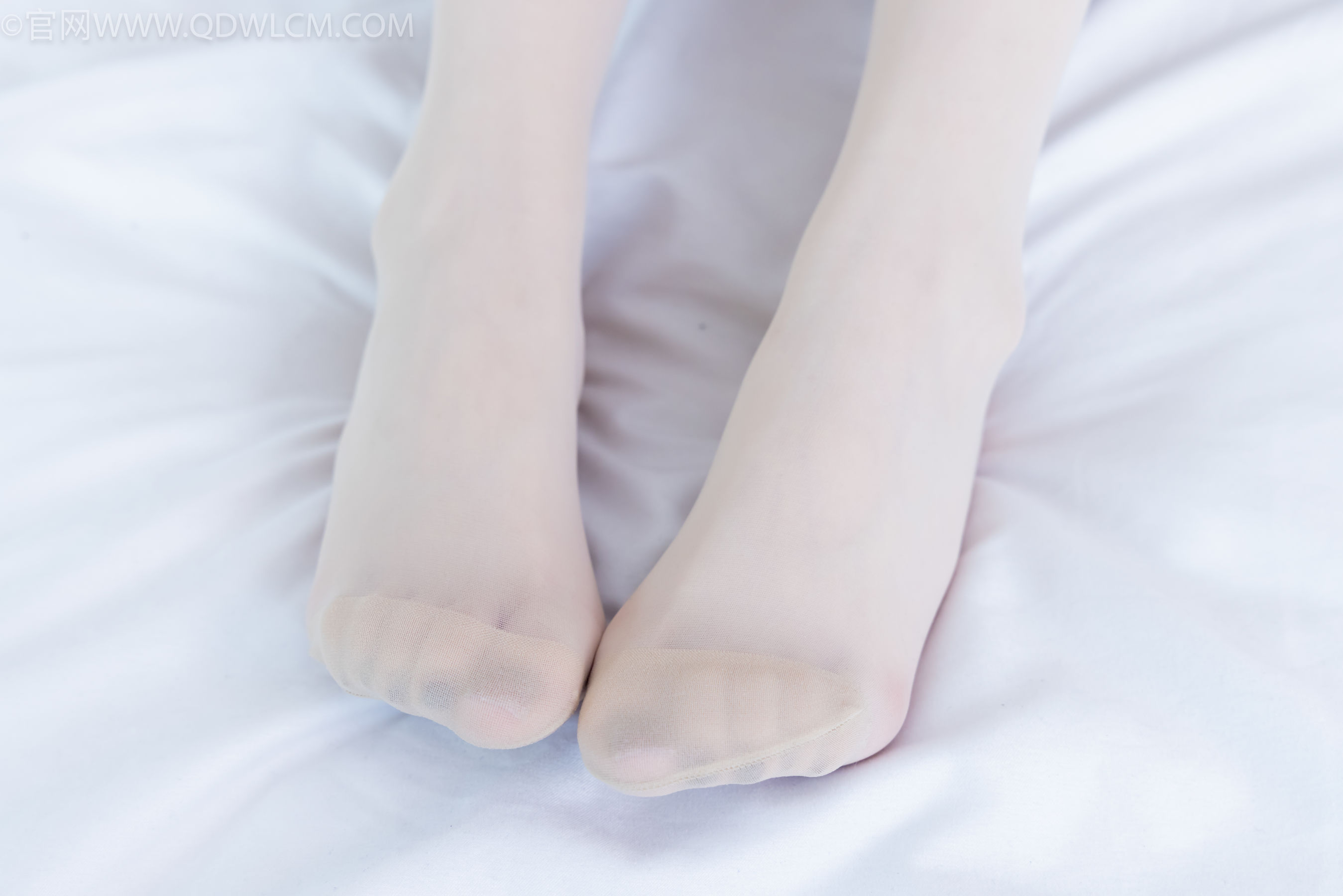 物恋传媒 No.2147 恬恬 -知性优雅/(156P)