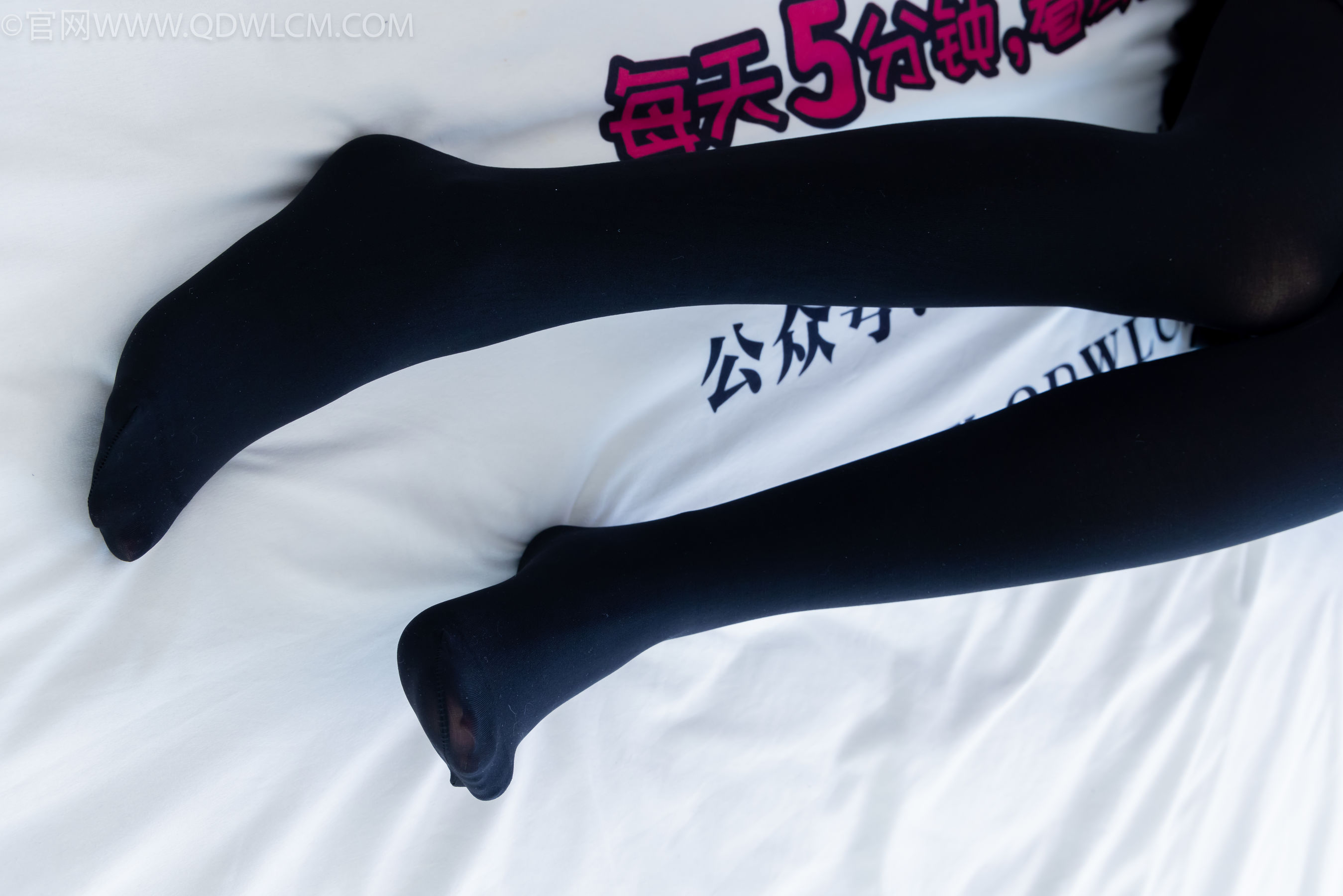 物恋传媒 No.2163 泡泡 -重回校园/(158P)