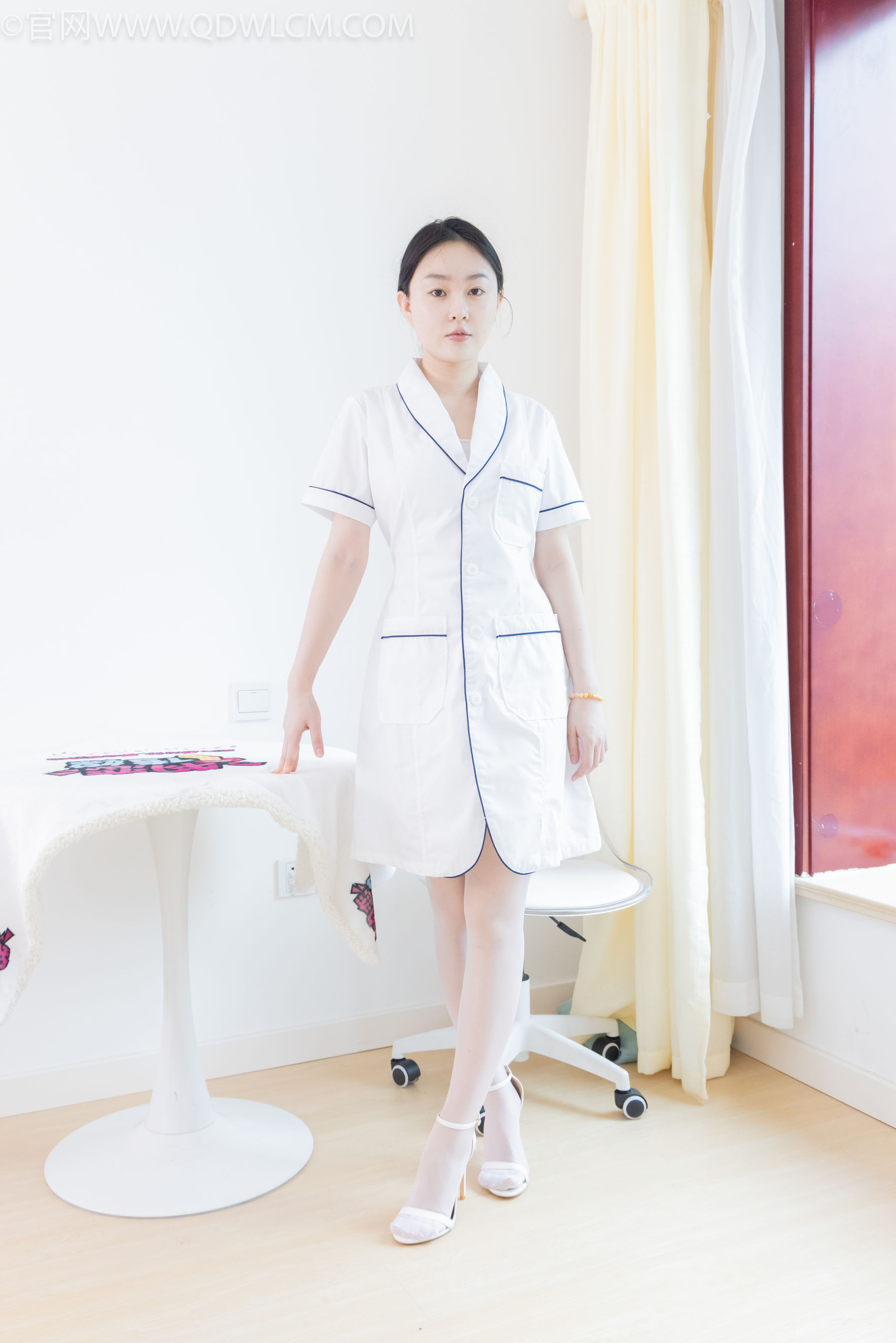 物恋传媒 No.2142 美兔 -纯与白/(150P)