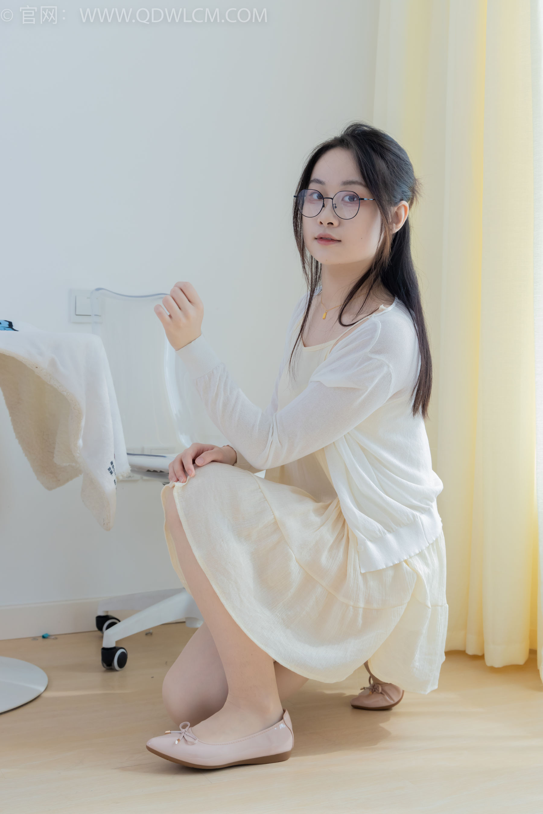 物恋传媒 No.2155 小新 -足够的勇气/(150P)