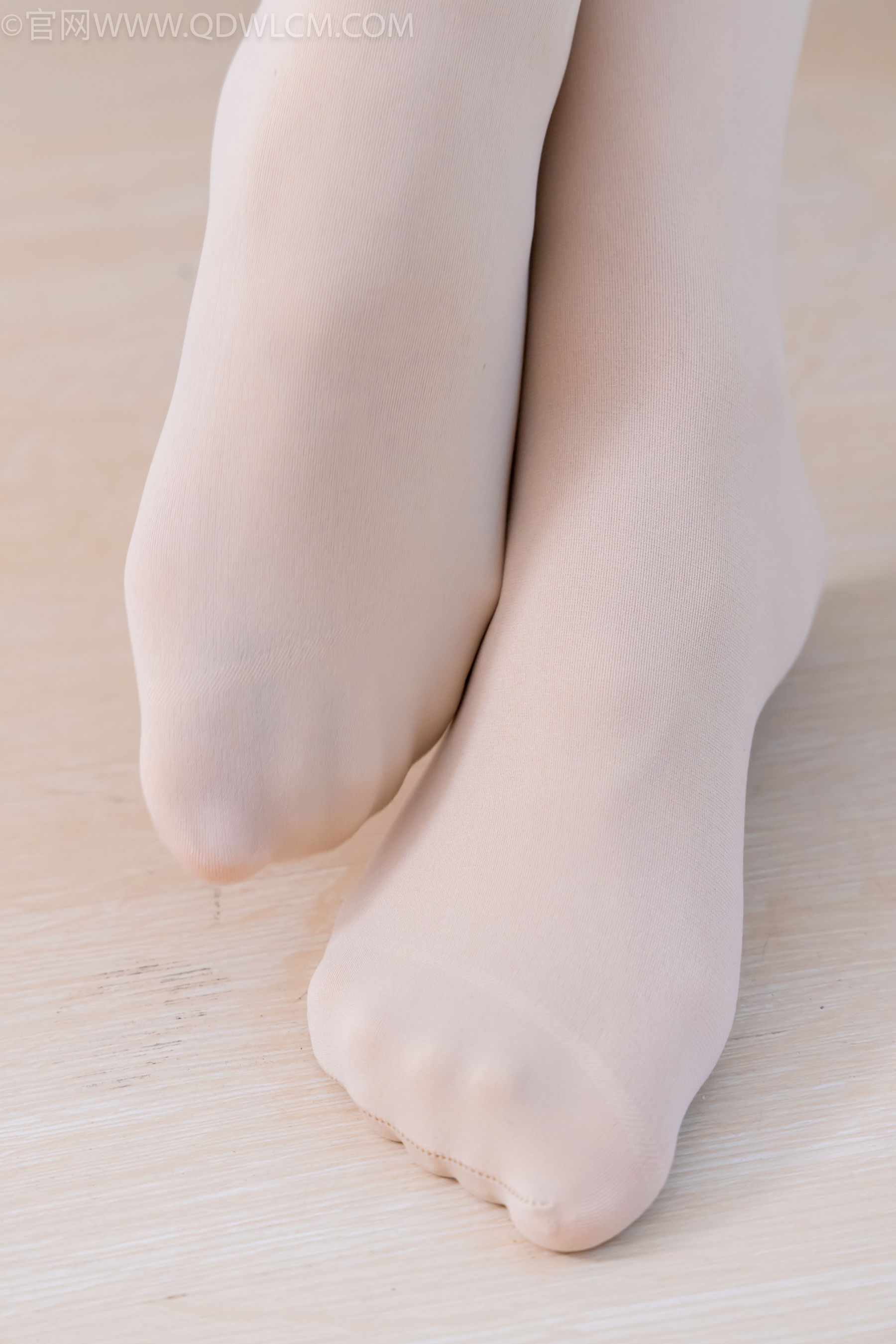 物恋传媒 No.2168 小影 -优雅时刻/(159P)