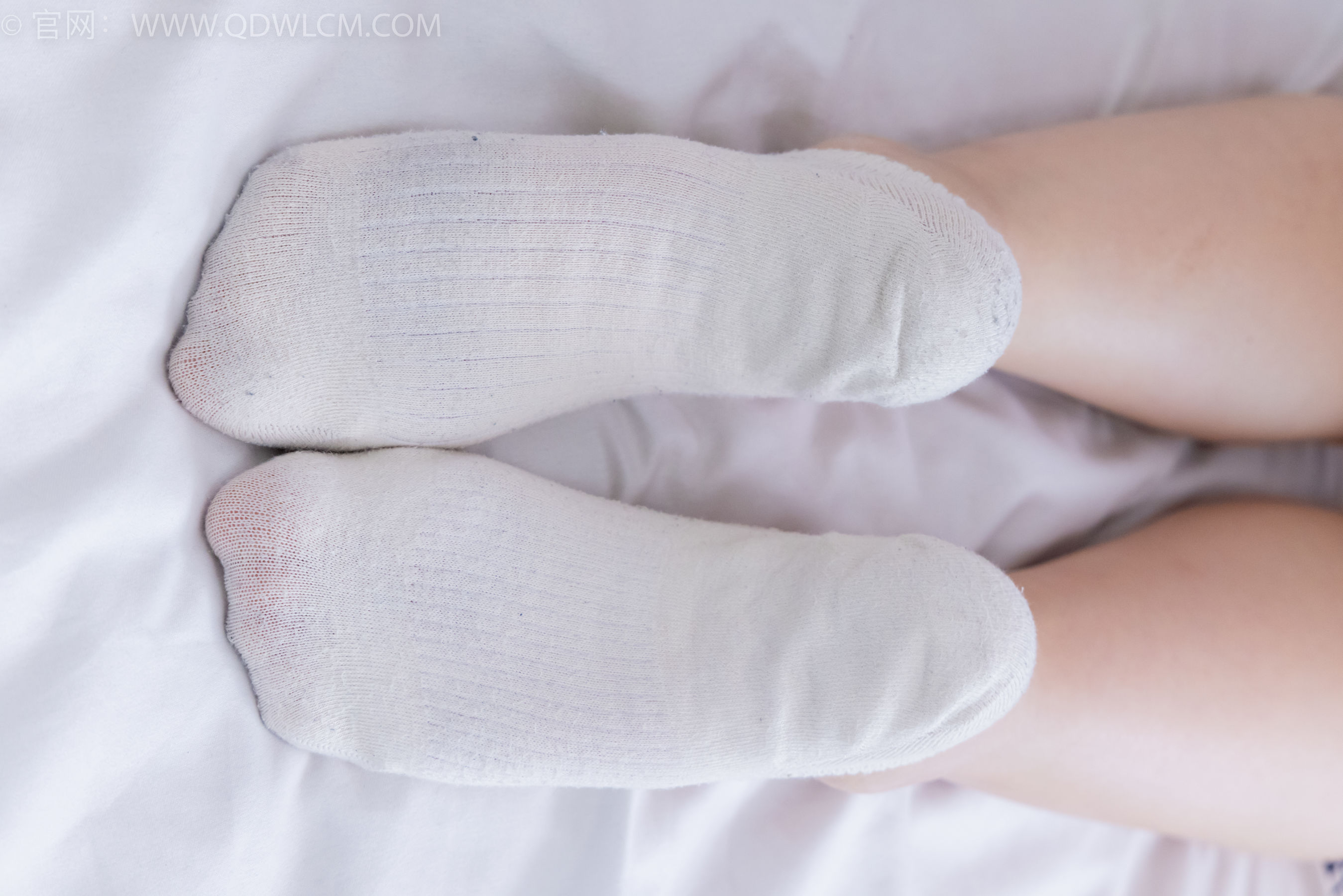 物恋传媒 No.2131 露露 -晨曦露水/(150P)