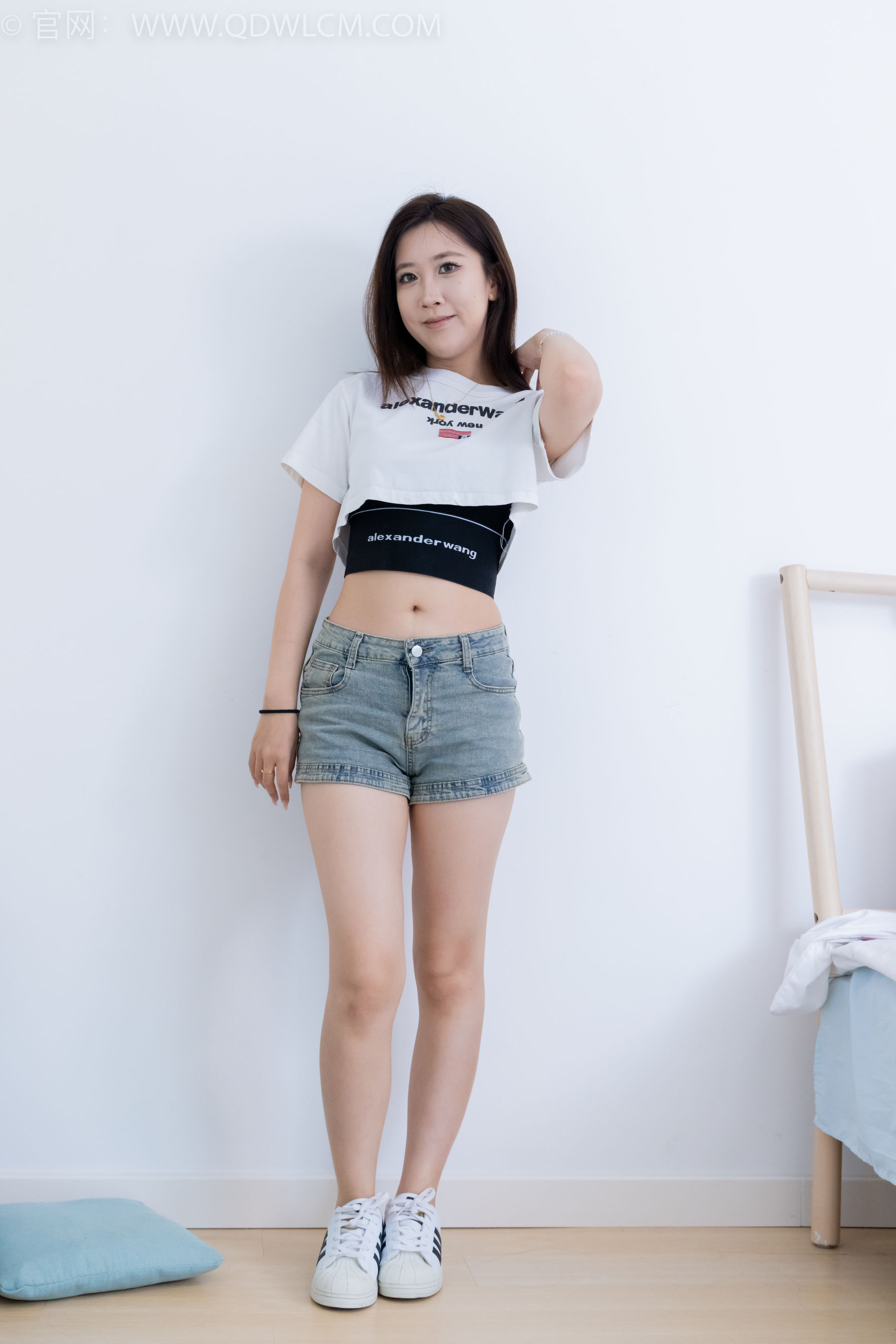 物恋传媒 No.2131 露露 -晨曦露水/(150P)