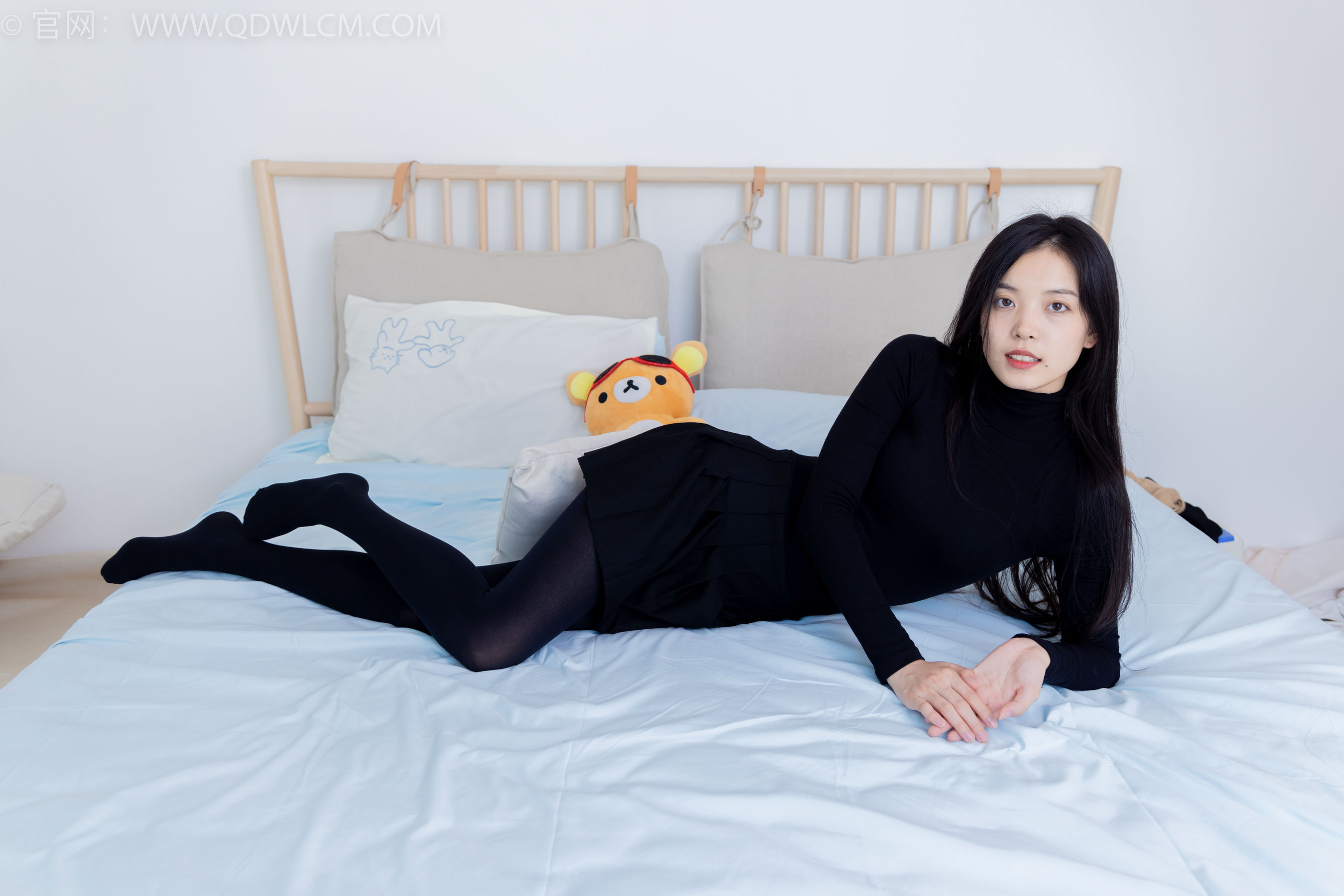 物恋传媒 No.2137 茯苓 -一起出逃/(170P)