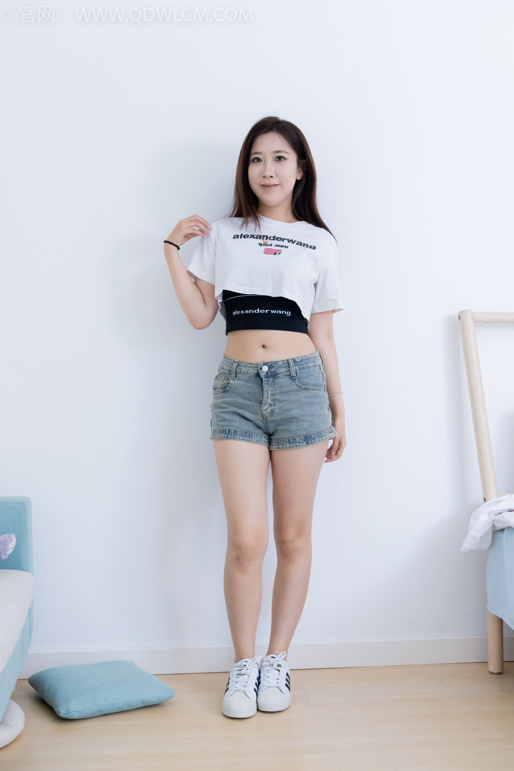 物恋传媒 No.2131 露露 -晨曦露水/(150P)