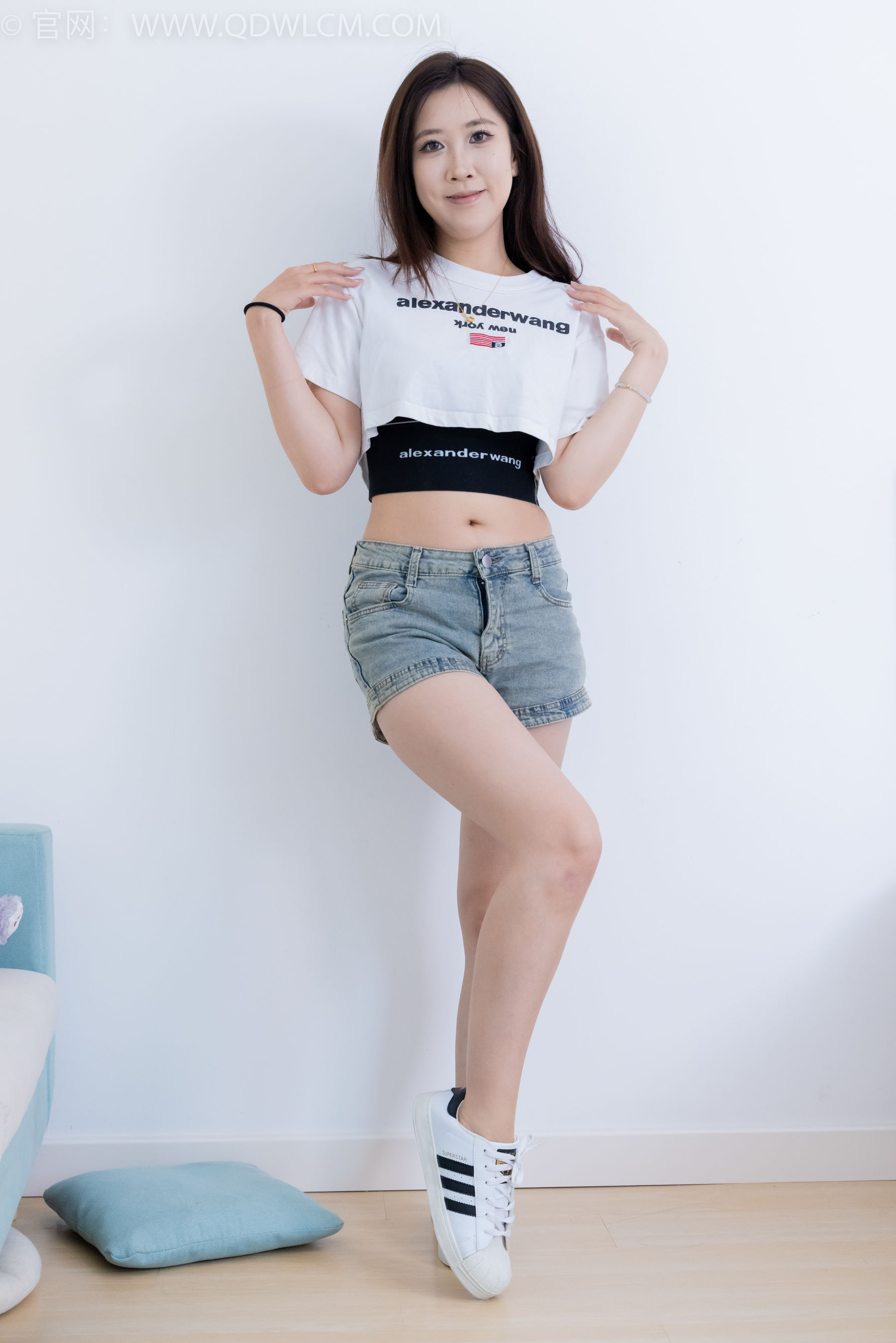 物恋传媒 No.2131 露露 -晨曦露水/(150P)