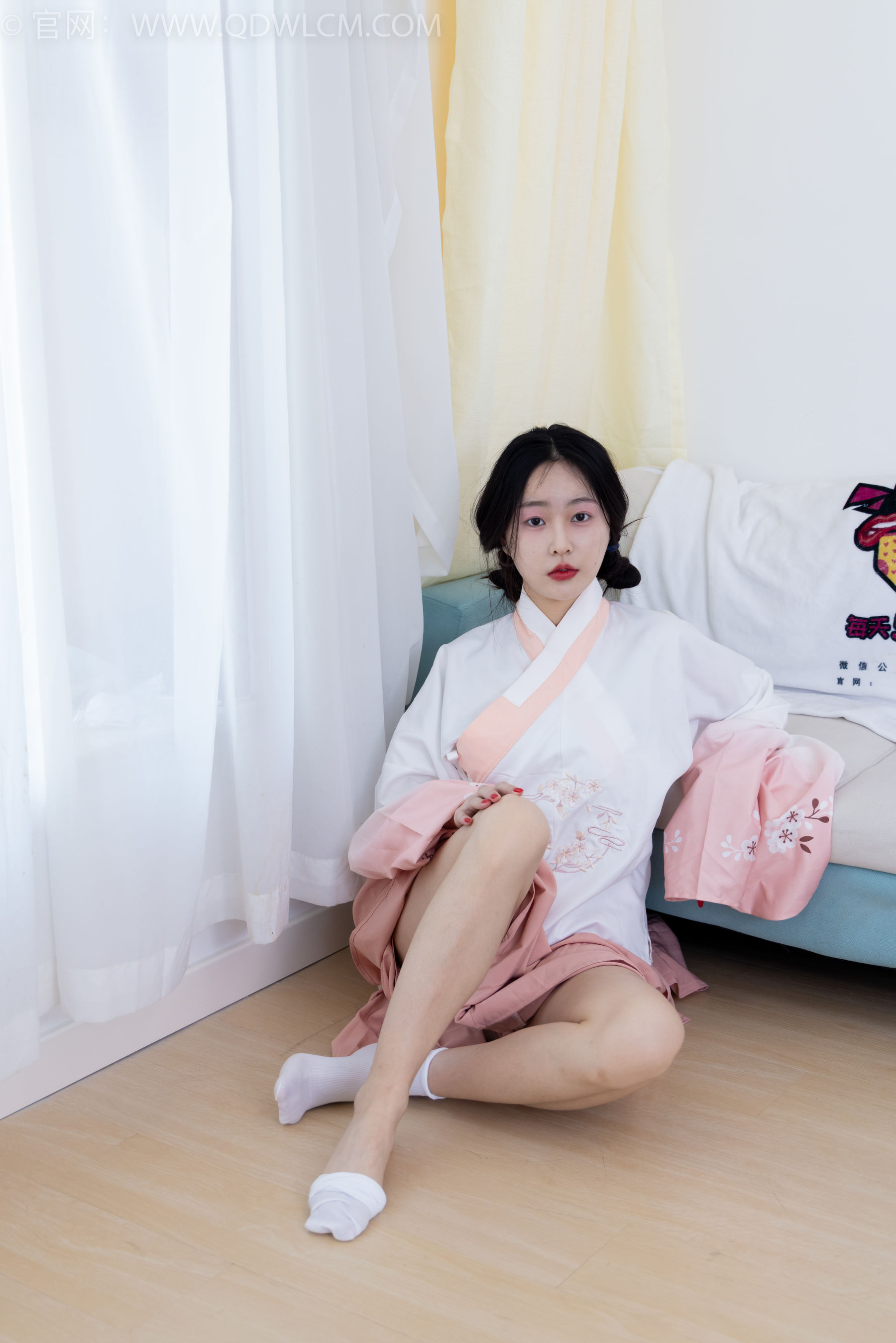 物恋传媒 No.2132 美兔 -心动一刹/(220P)