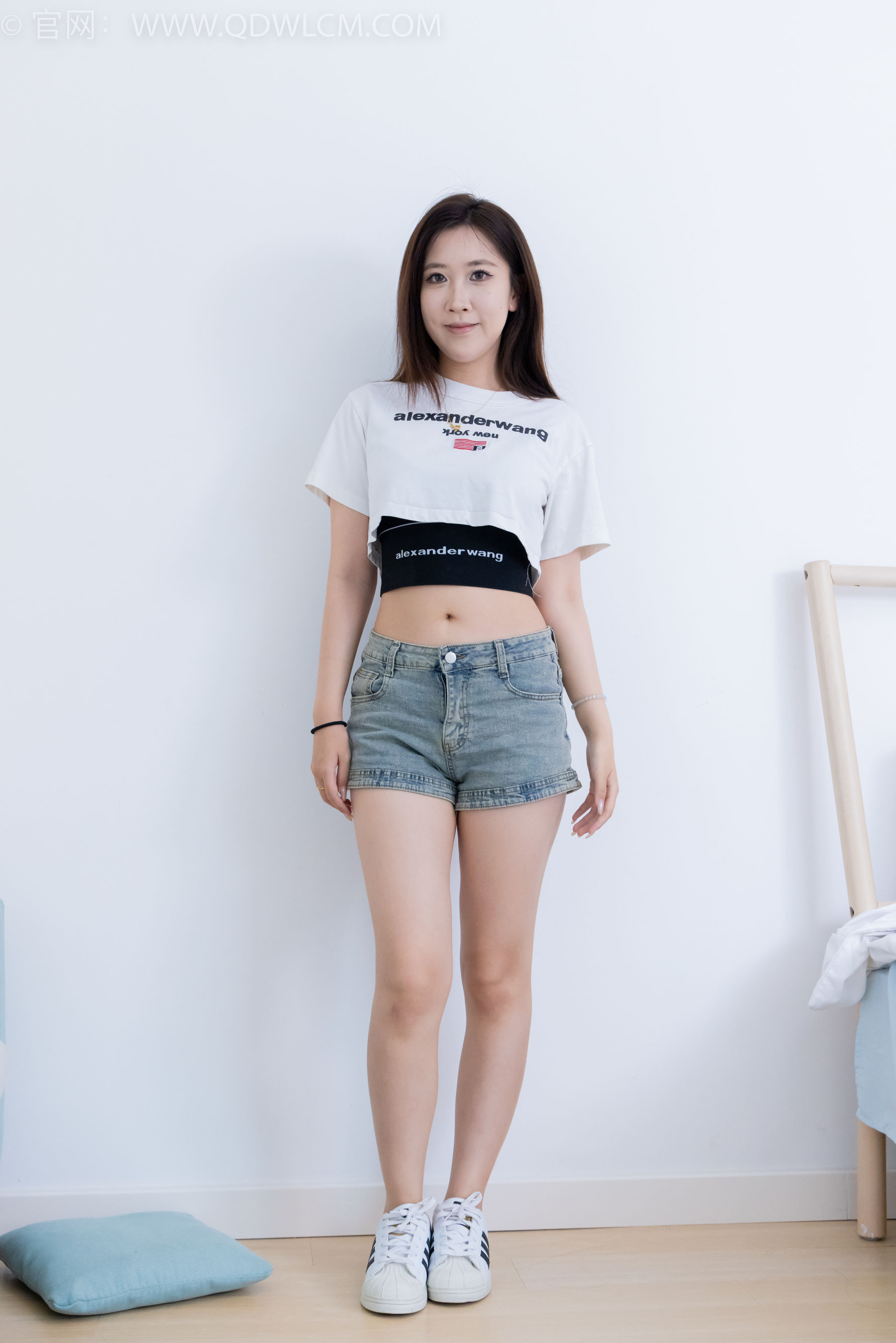 物恋传媒 No.2131 露露 -晨曦露水/(150P)