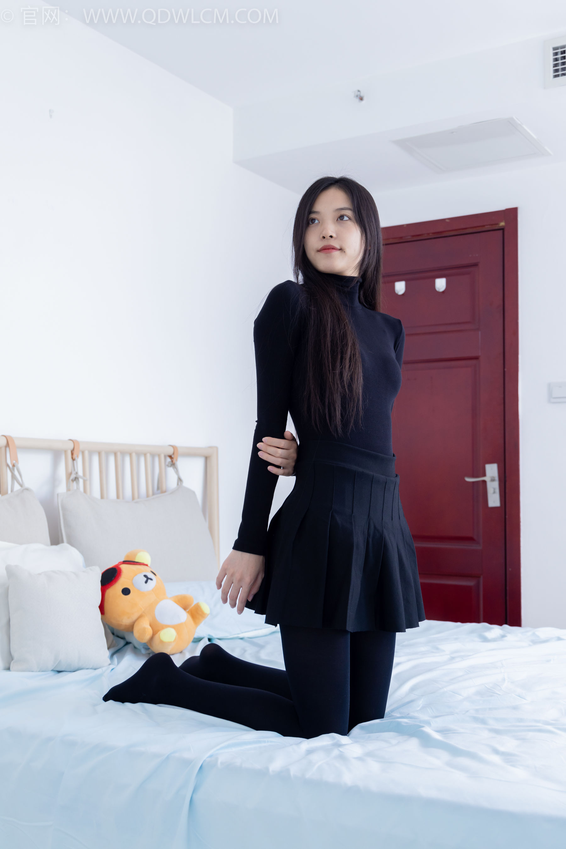 物恋传媒 No.2137 茯苓 -一起出逃/(170P)