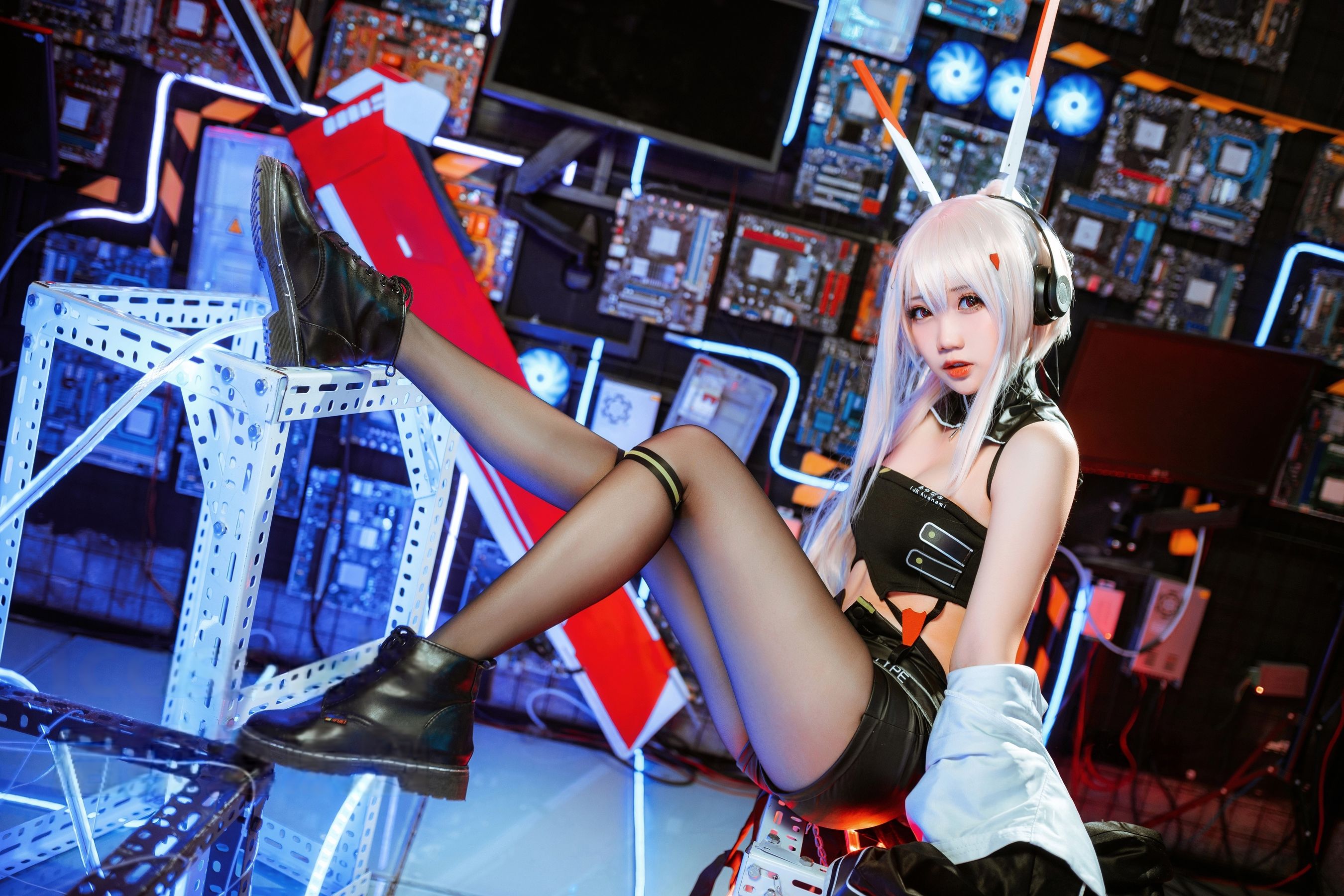 焖焖碳 - 绫波鬼神乐队/(24P)