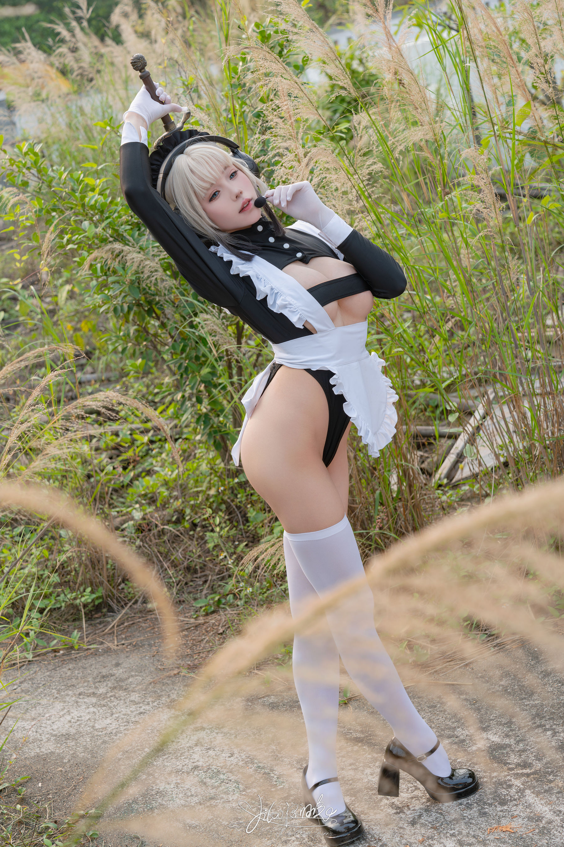 咬一口兔娘 - 战斗女仆/(76P)