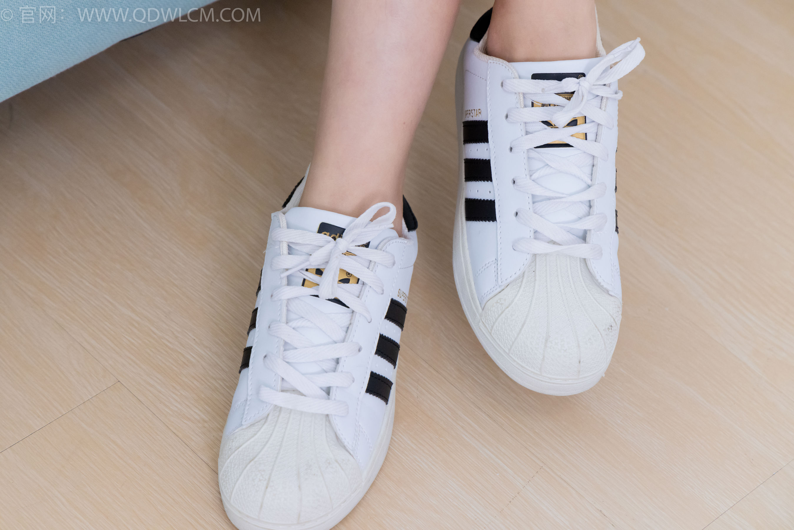 物恋传媒 No.2131 露露 -晨曦露水/(150P)