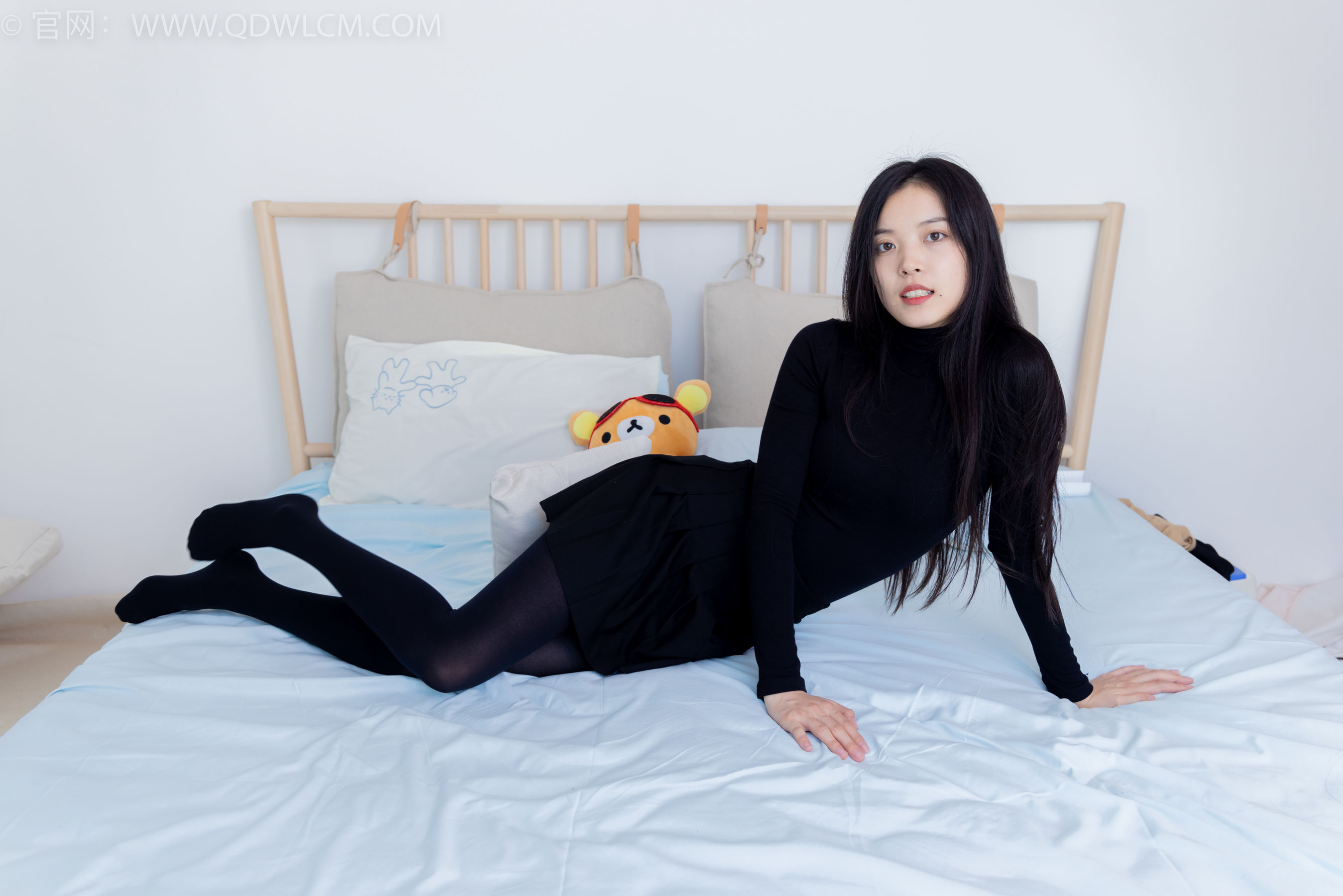 物恋传媒 No.2137 茯苓 -一起出逃/(170P)