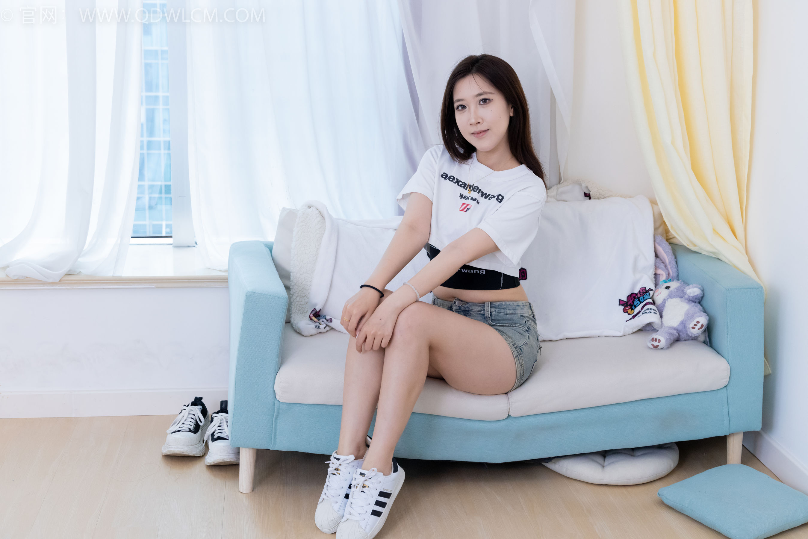 物恋传媒 No.2131 露露 -晨曦露水/(150P)