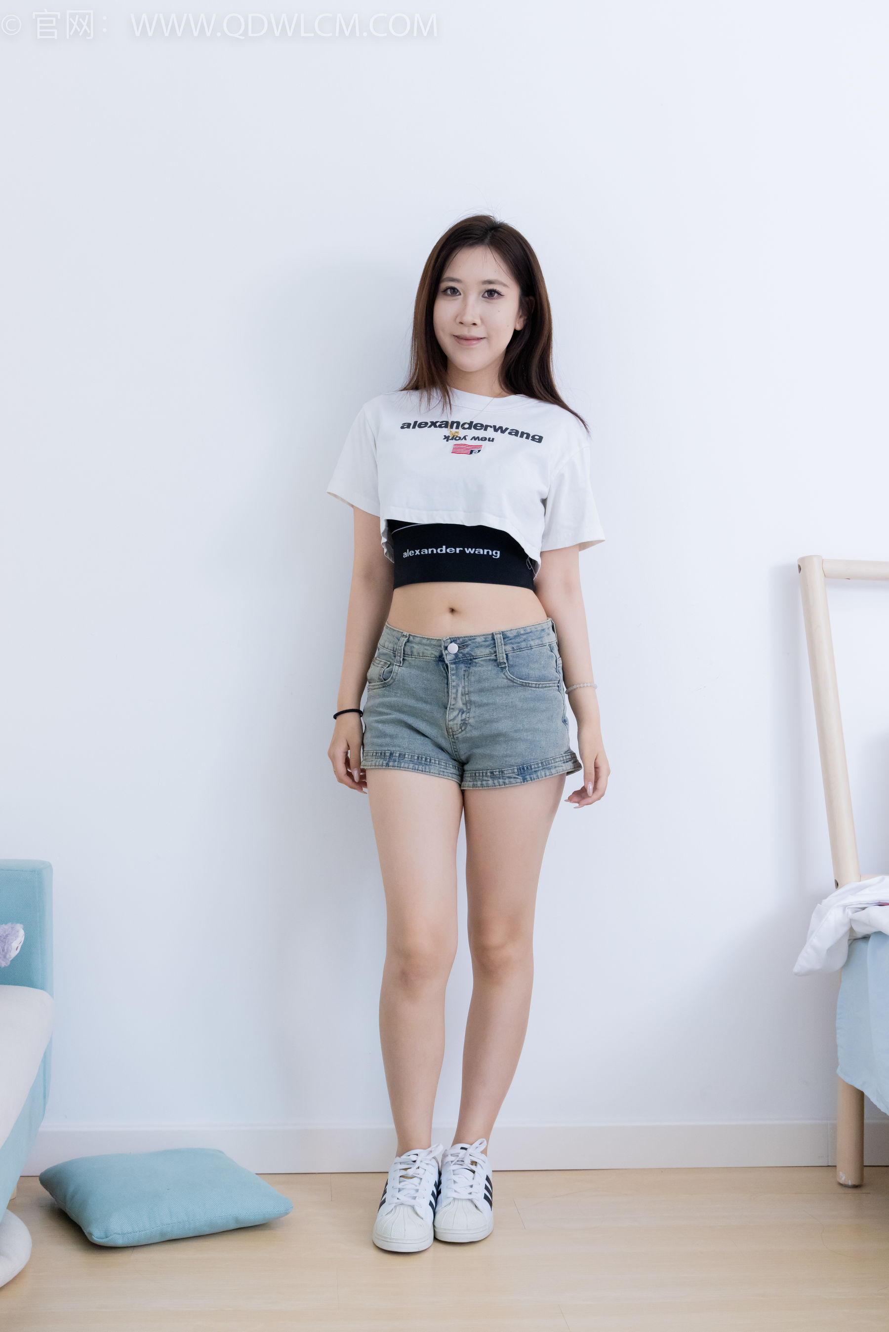 物恋传媒 No.2131 露露 -晨曦露水/(150P)