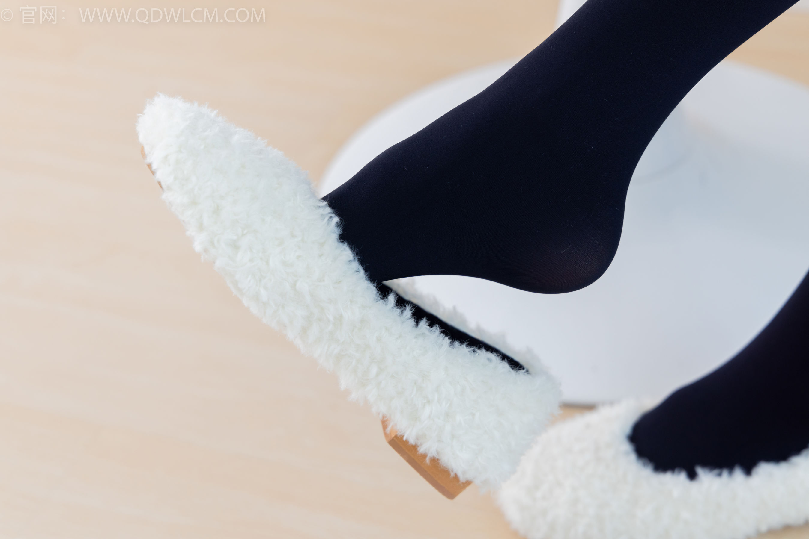 物恋传媒 No.2137 茯苓 -一起出逃/(170P)