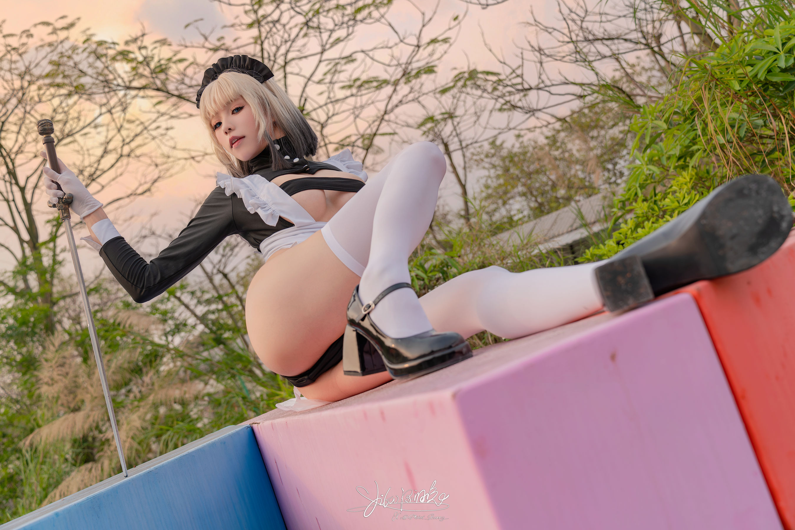 咬一口兔娘 - 战斗女仆/(76P)