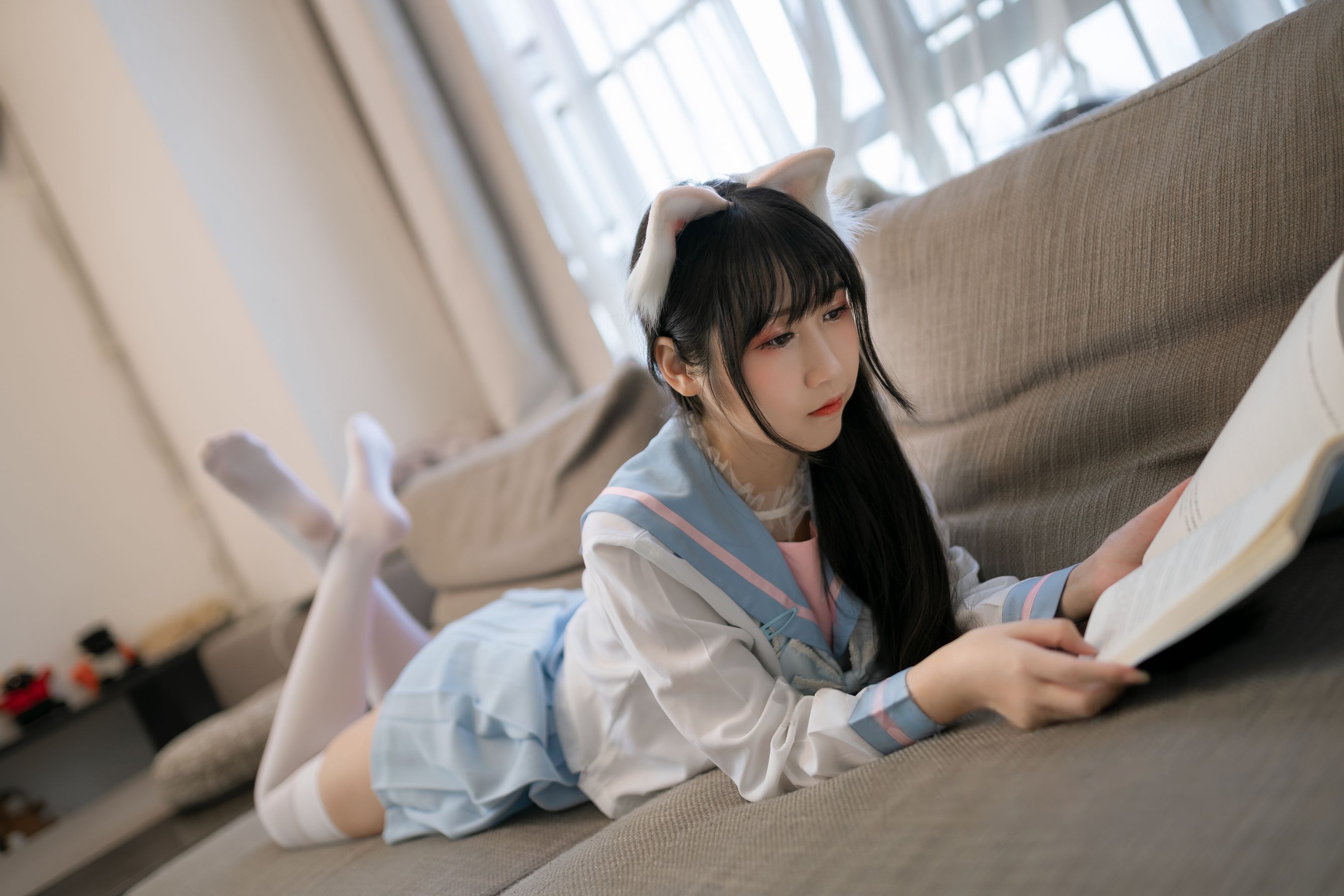 微博人气Coser不呆猫 - 白色兔子JK/(63P)