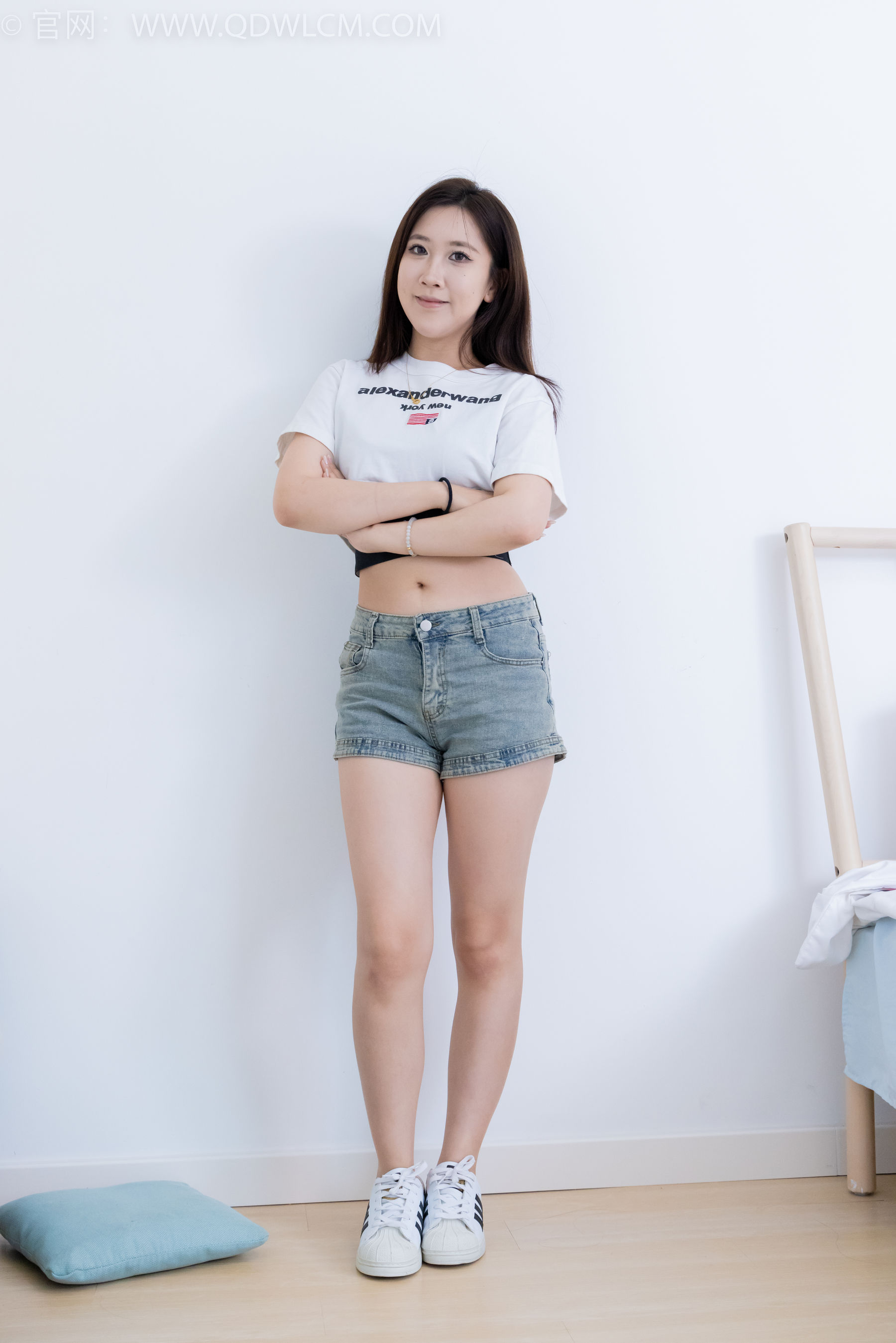 物恋传媒 No.2131 露露 -晨曦露水/(150P)