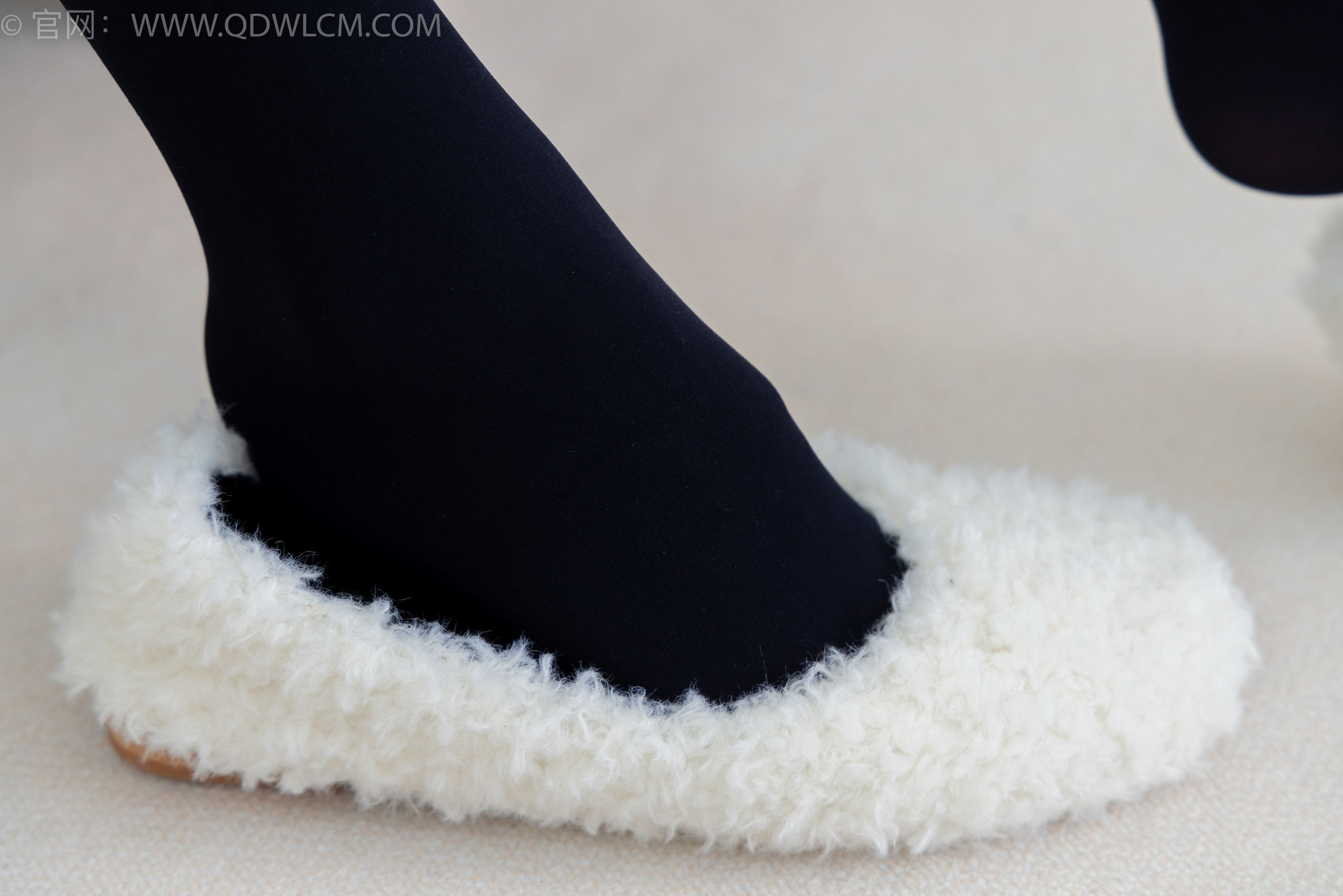 物恋传媒 No.2137 茯苓 -一起出逃/(170P)