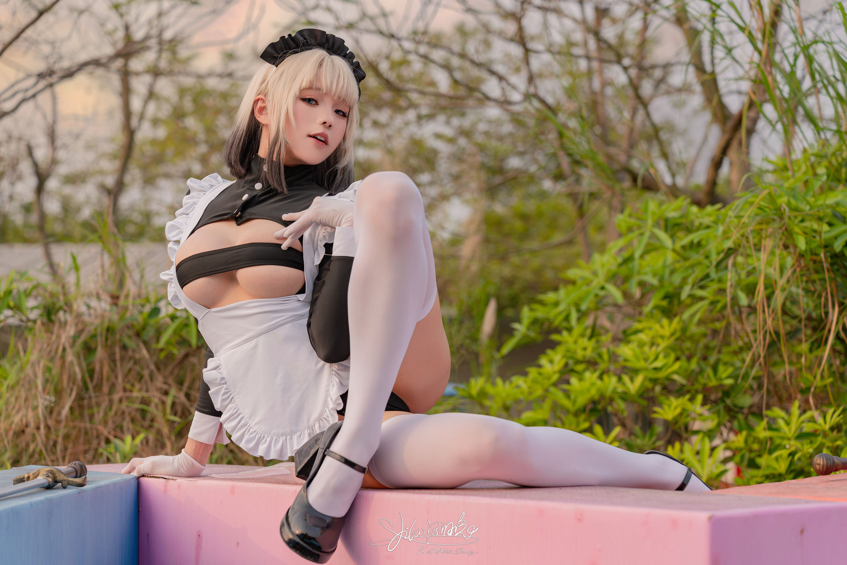 咬一口兔娘 - 战斗女仆/(76P)