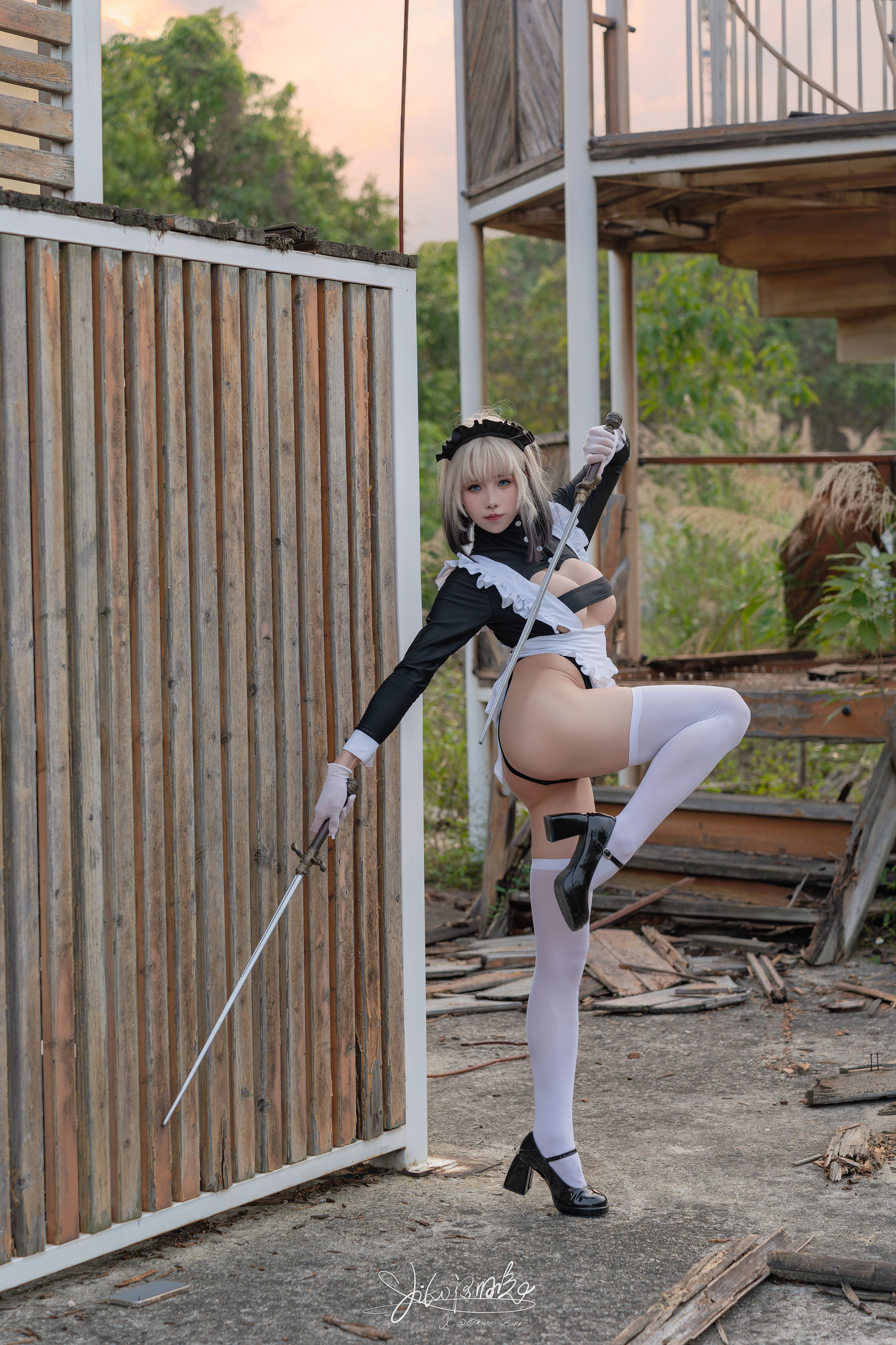 咬一口兔娘 - 战斗女仆/(76P)