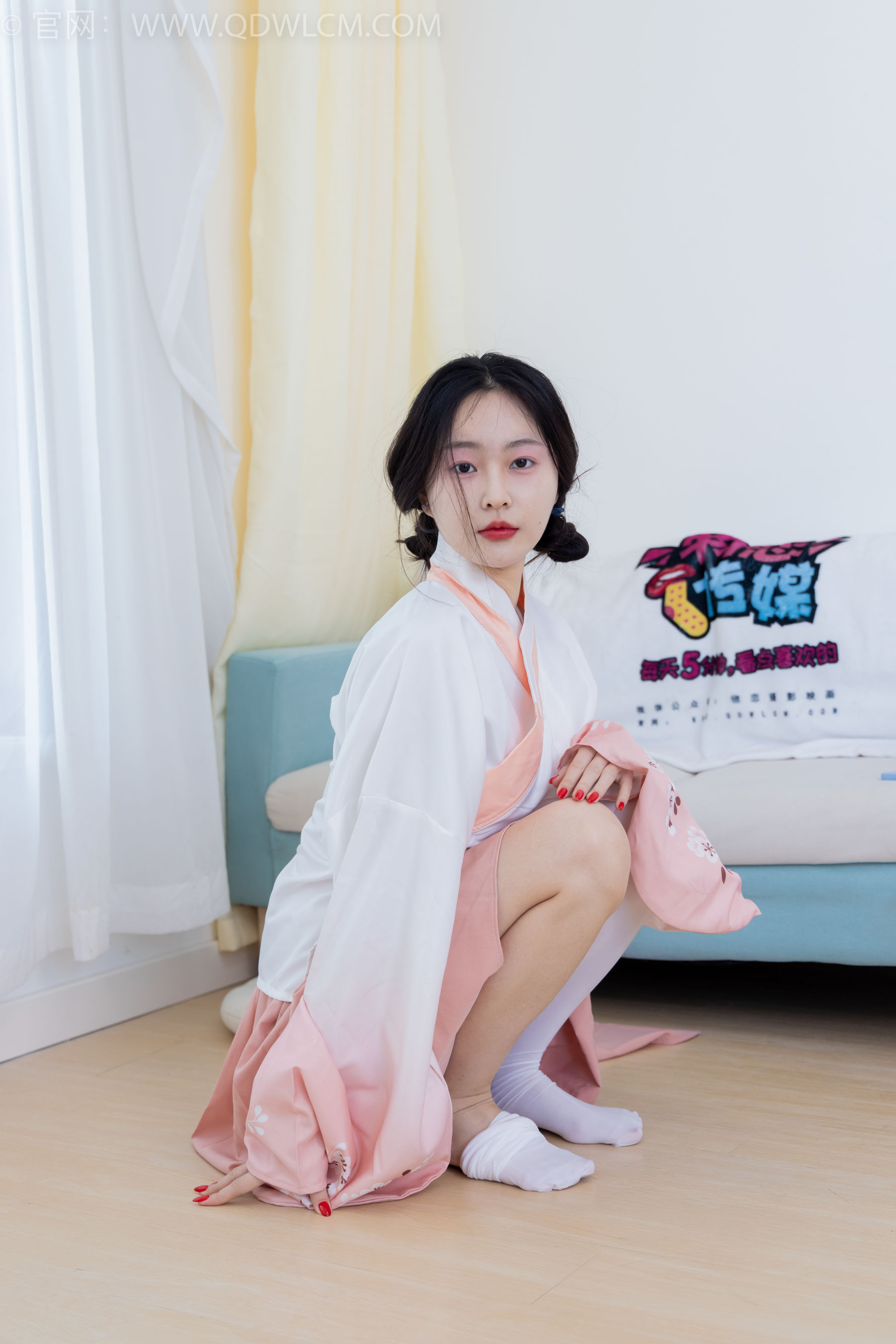 物恋传媒 No.2132 美兔 -心动一刹/(220P)