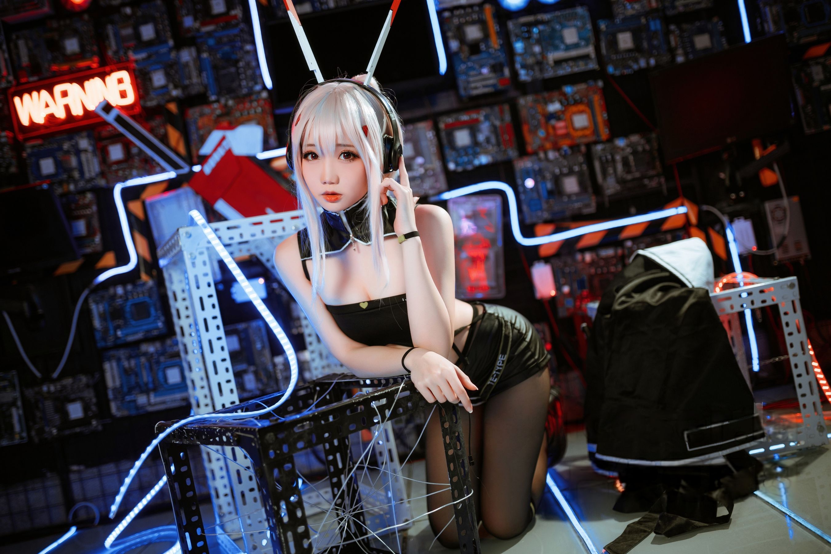 焖焖碳 - 绫波鬼神乐队/(24P)