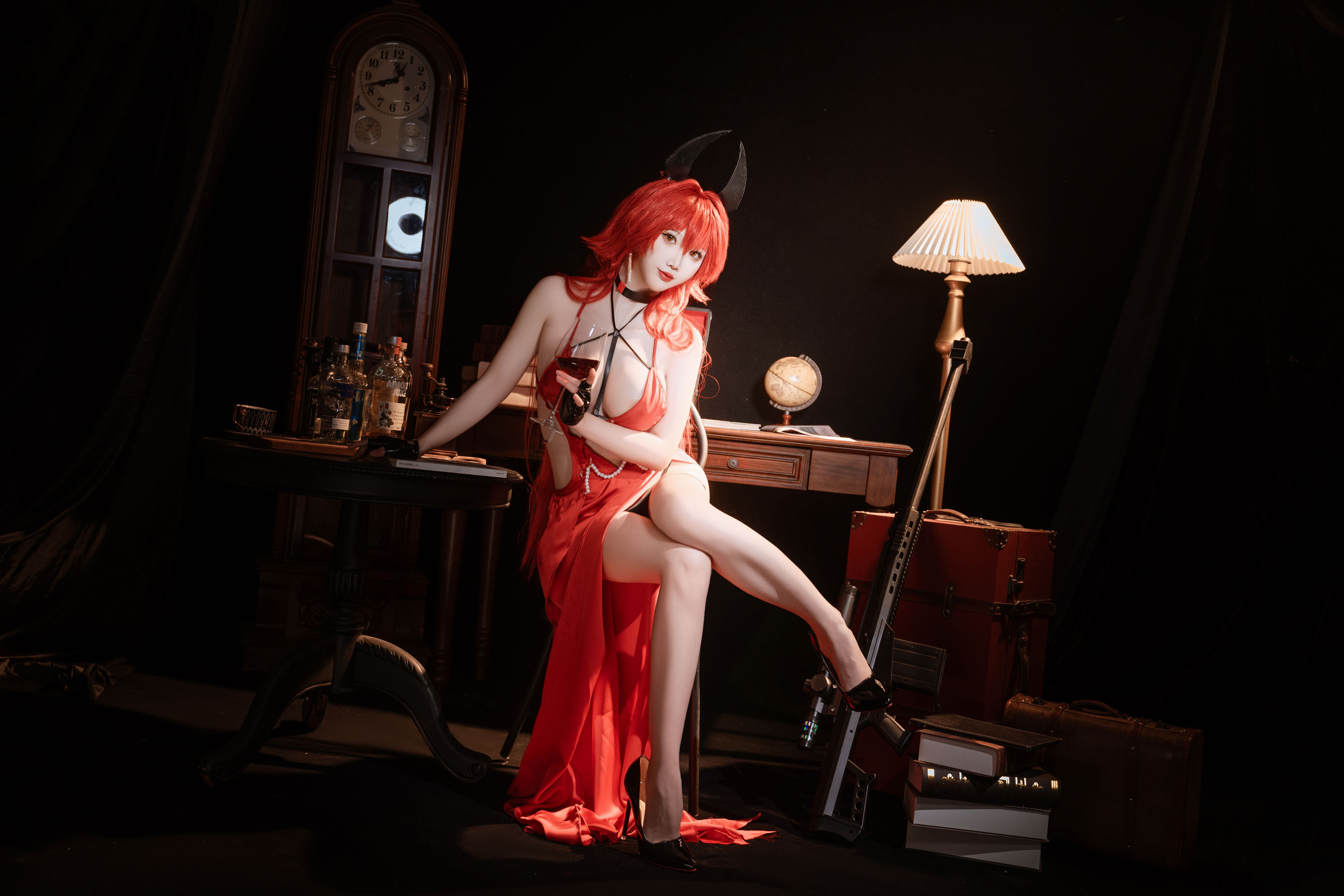 可爱人气Coser面饼仙儿 - Nikke 小红帽礼服/(24P)