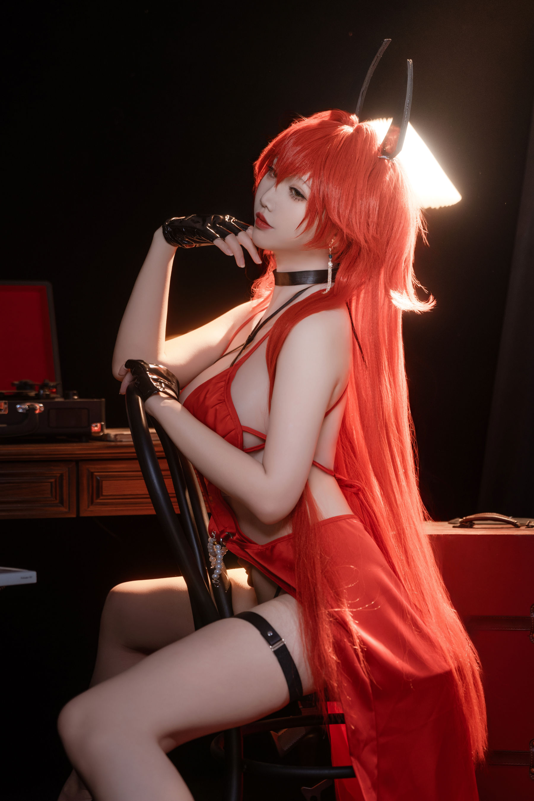 可爱人气Coser面饼仙儿 - Nikke 小红帽礼服/(24P)