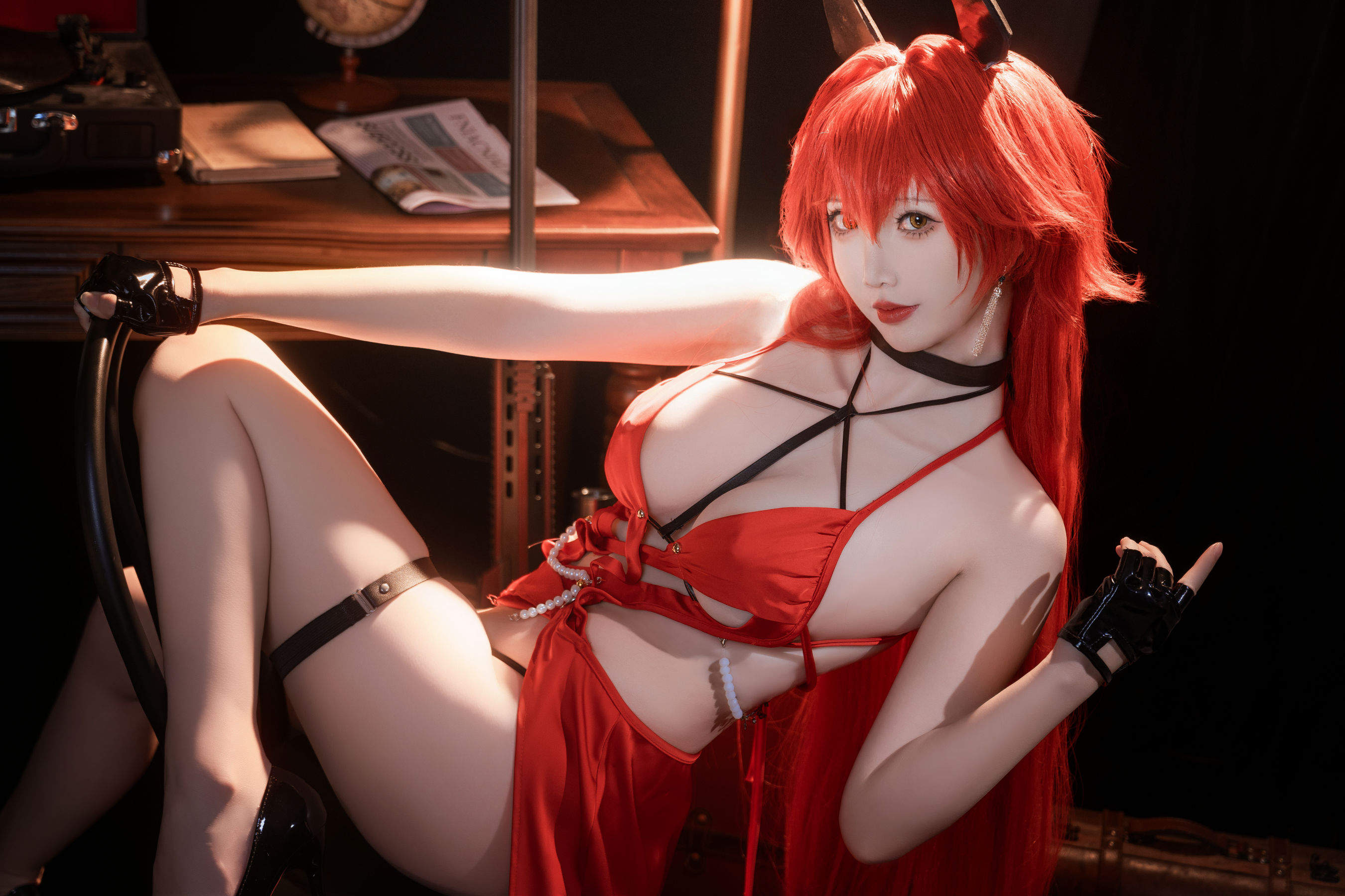 可爱人气Coser面饼仙儿 - Nikke 小红帽礼服/(24P)