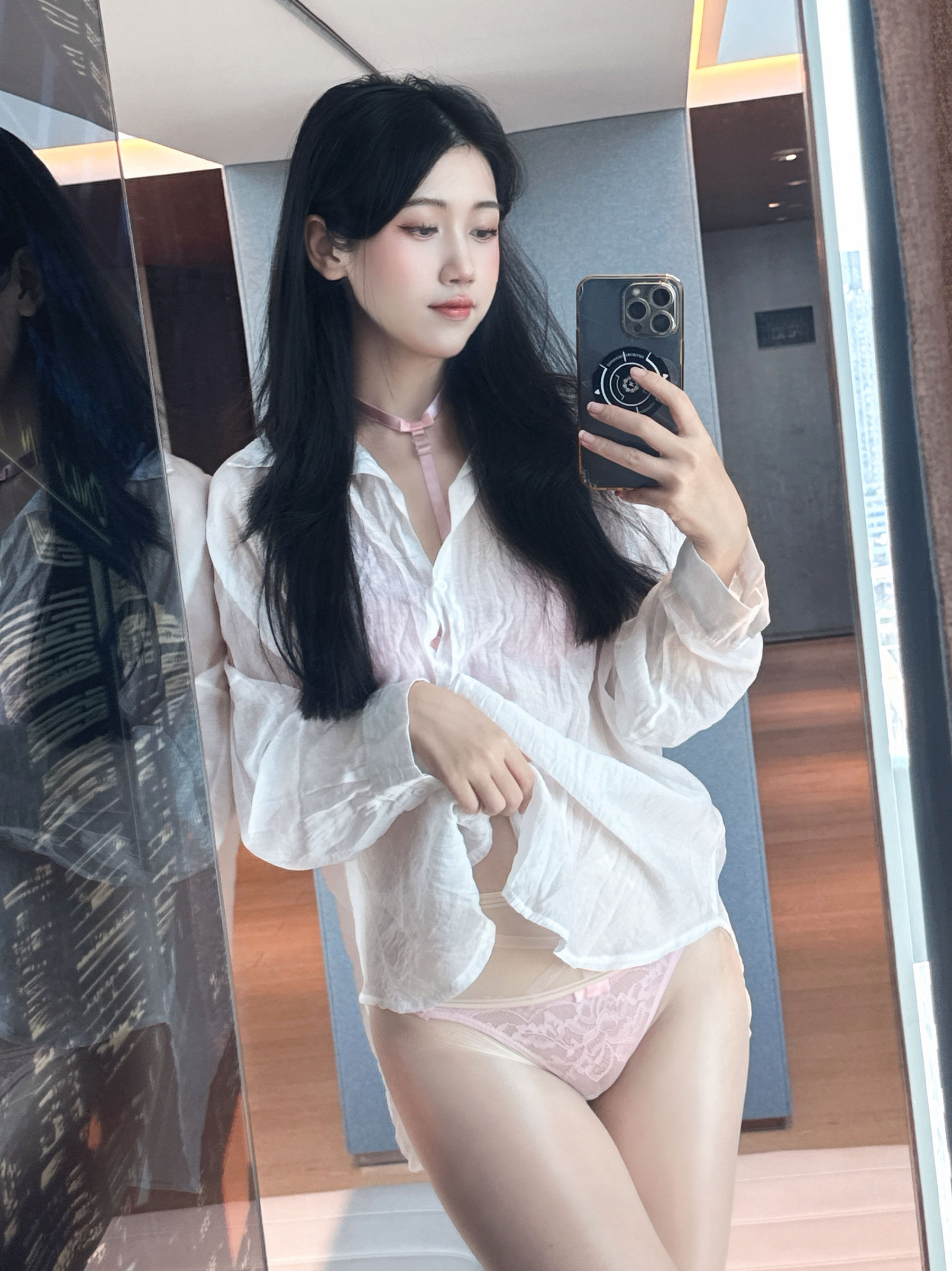 微博人气Coser不呆猫 - 粉色衬衣女友/(66P)