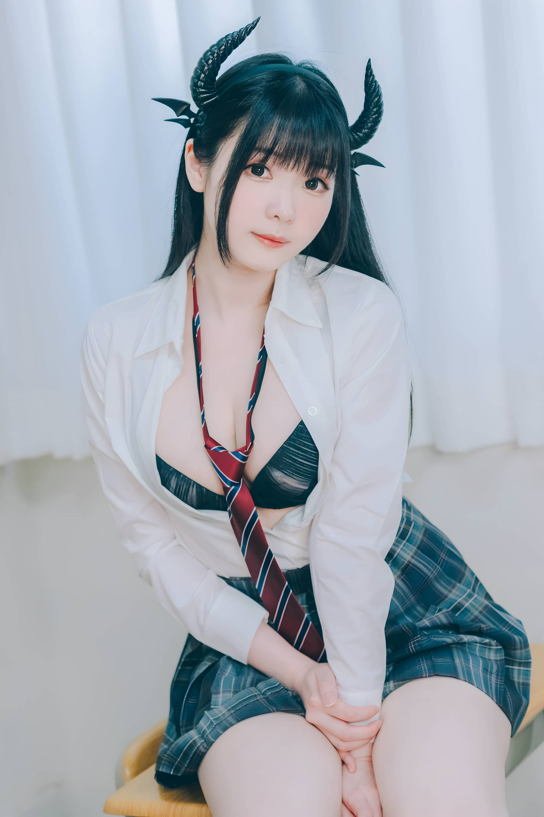 微博妹纸霜月shimo - 隣のサキュバス霜月さん vol.01/(123P)