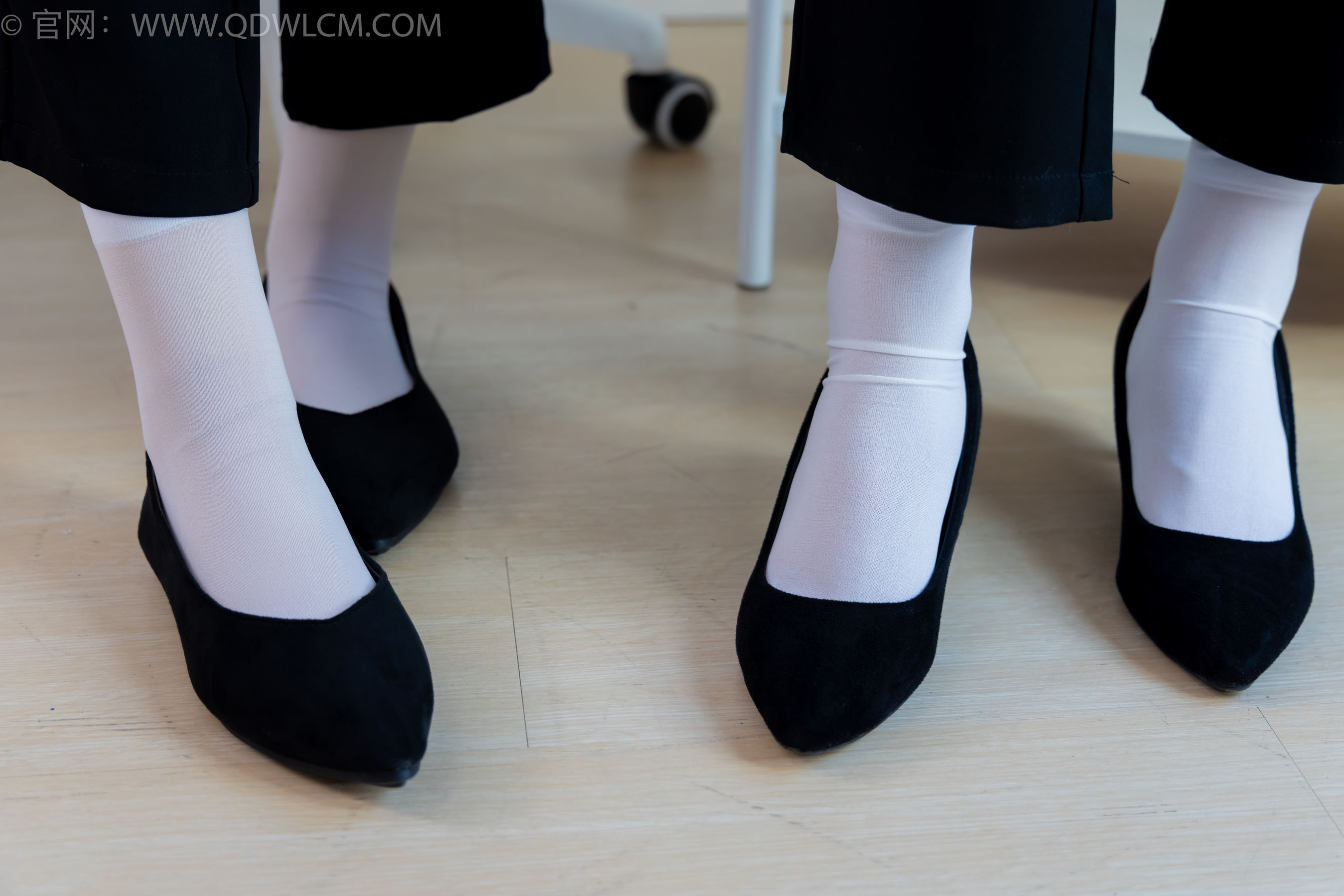 物恋传媒 No.2216 泡泡&嘉木 - 手心的蔷薇/(225P)