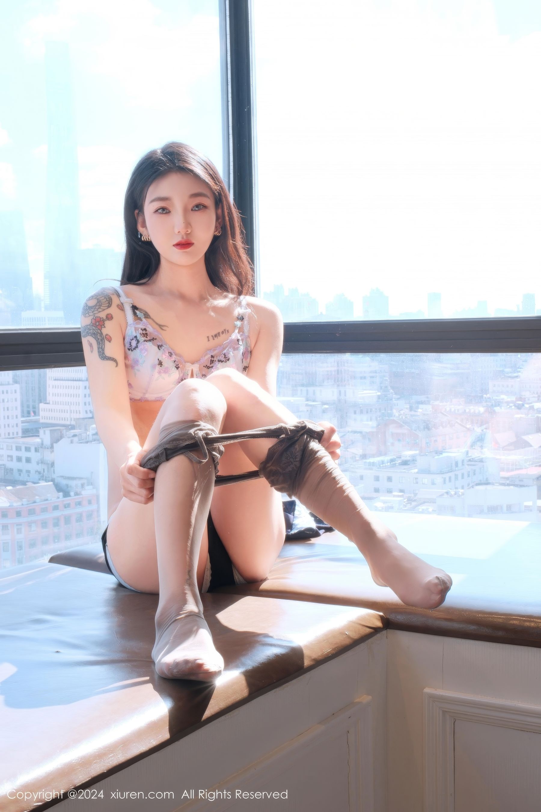 [秀人XiuRen] 2024.12.11 No.9580 希恬儿/(66P)