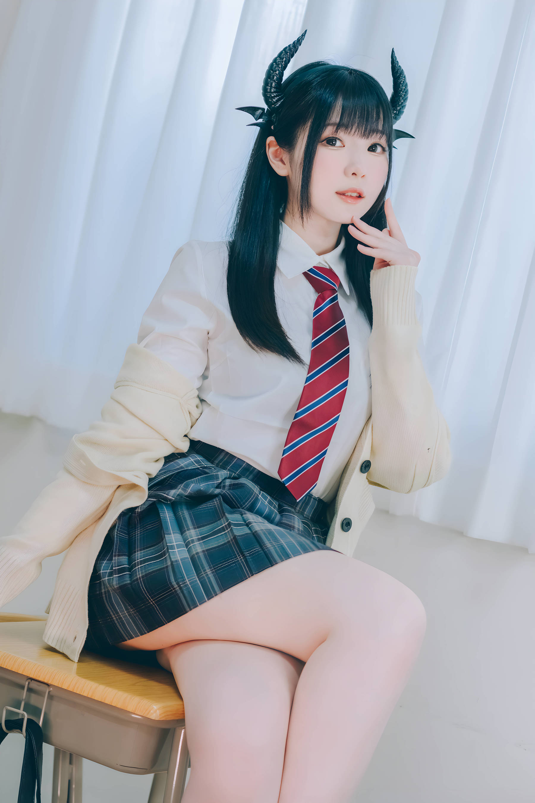 微博妹纸霜月shimo - 隣のサキュバス霜月さん vol.01/(123P)