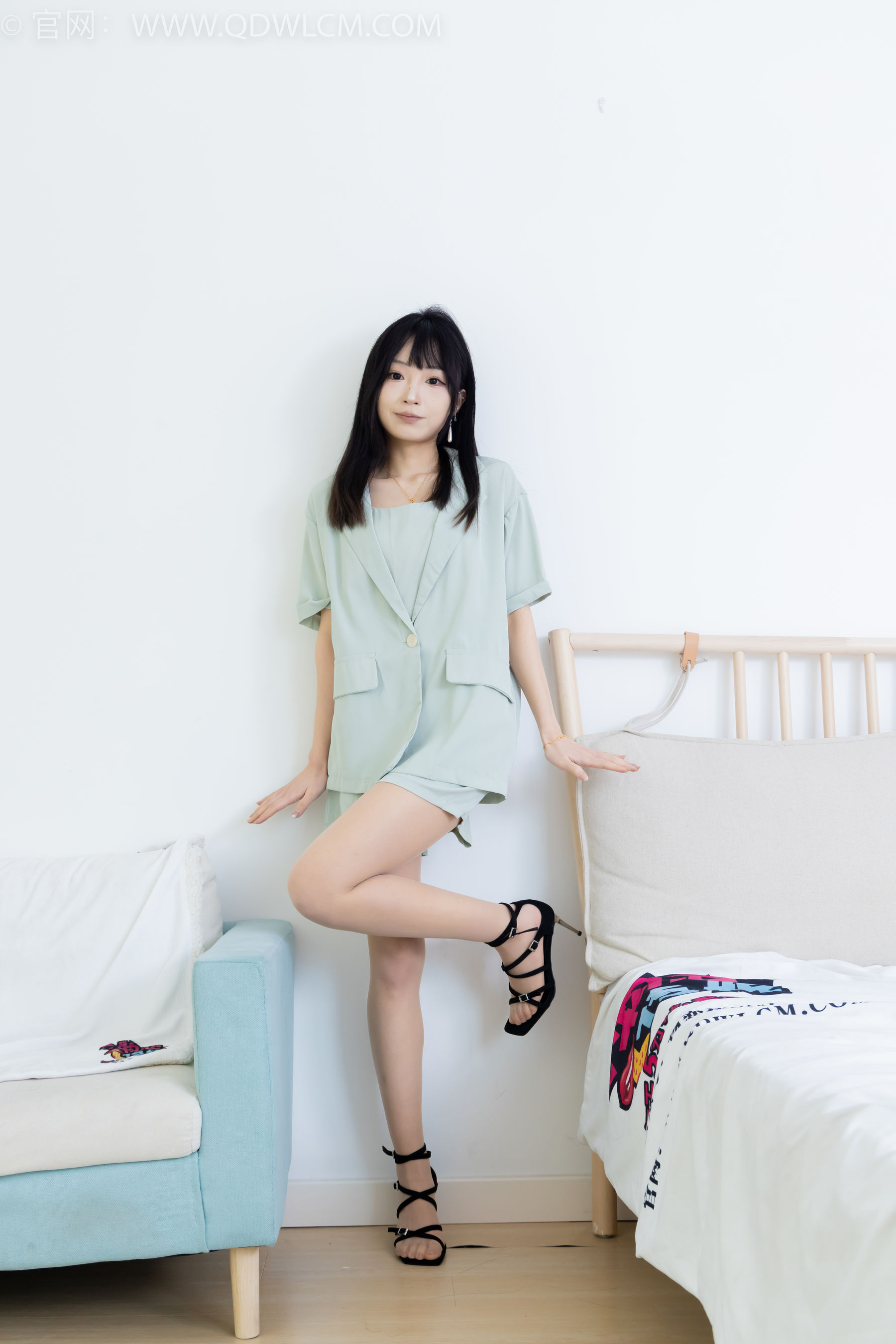 物恋传媒 No.2217 嘟嘟 - 正午阳光/(160P)