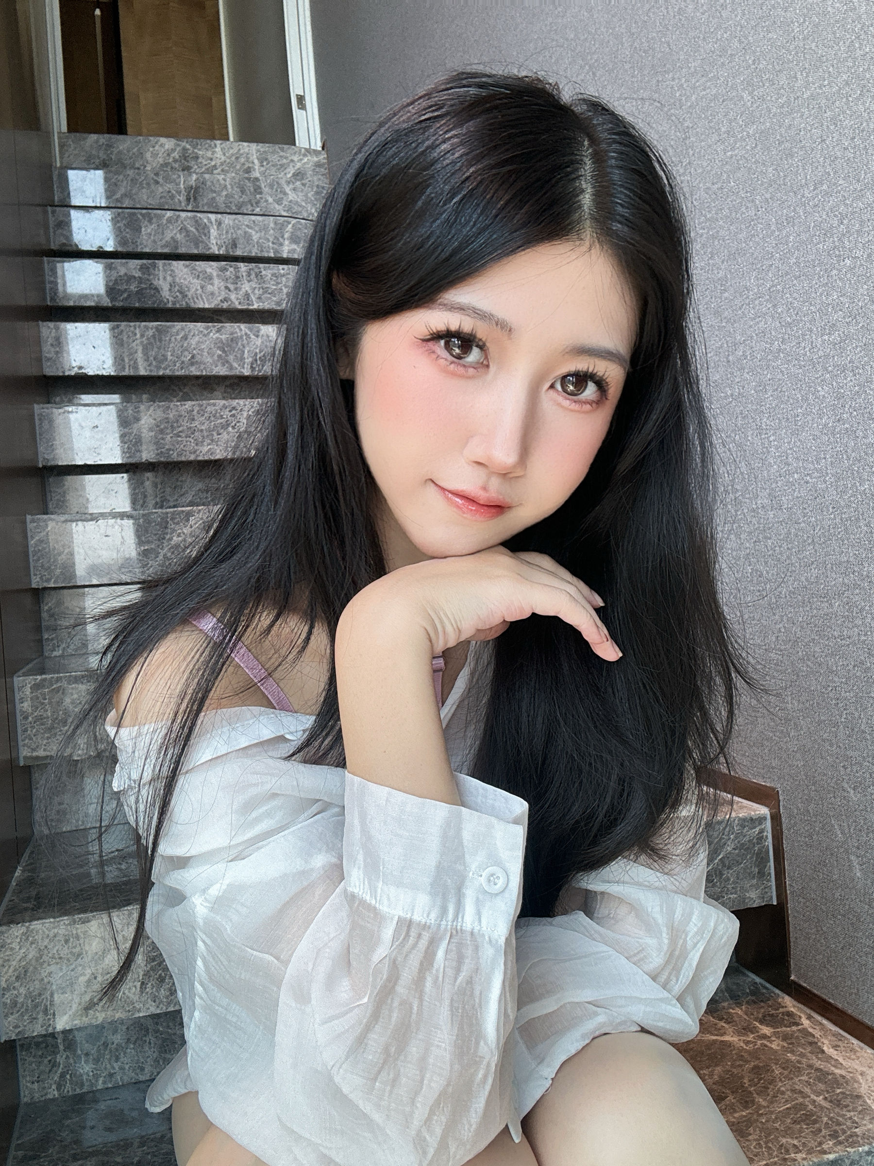 微博人气Coser不呆猫 - 粉色衬衣女友/(66P)