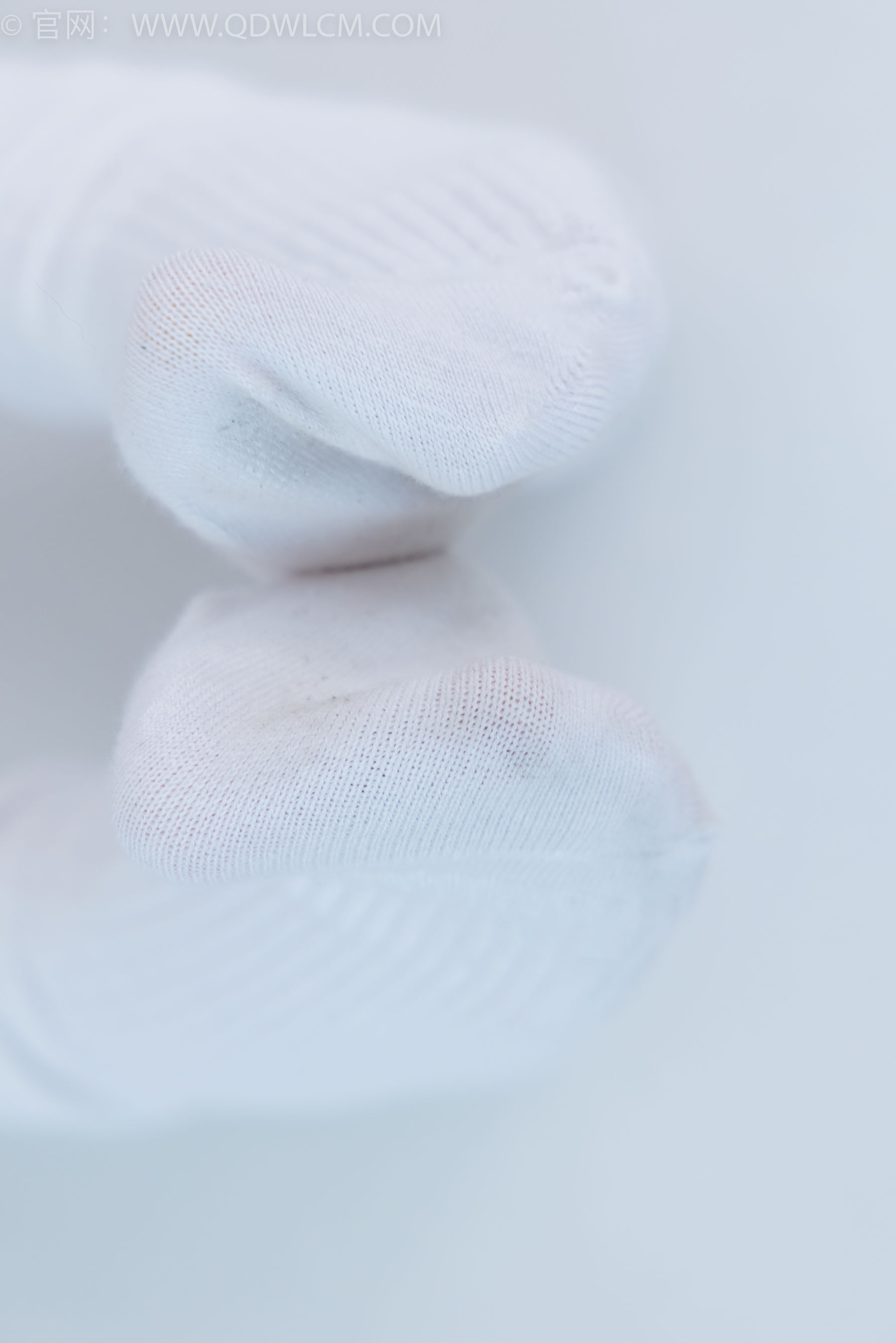 物恋传媒 No.2218 闪闪 - 黑夜是平静的/(180P)