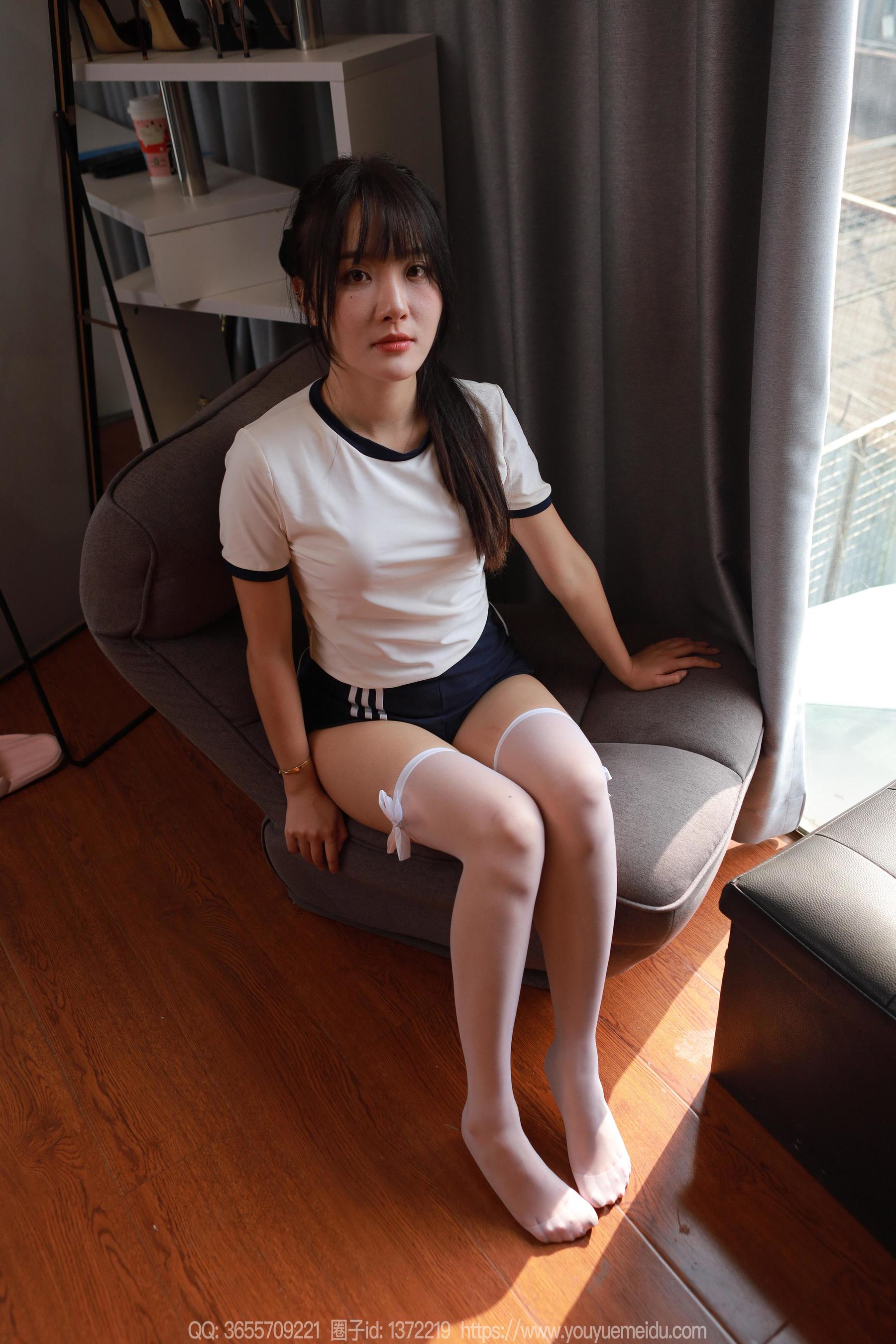 IESS异思趣向 - 模特： 婉萍 《阳光白丝（上）》/(69P)