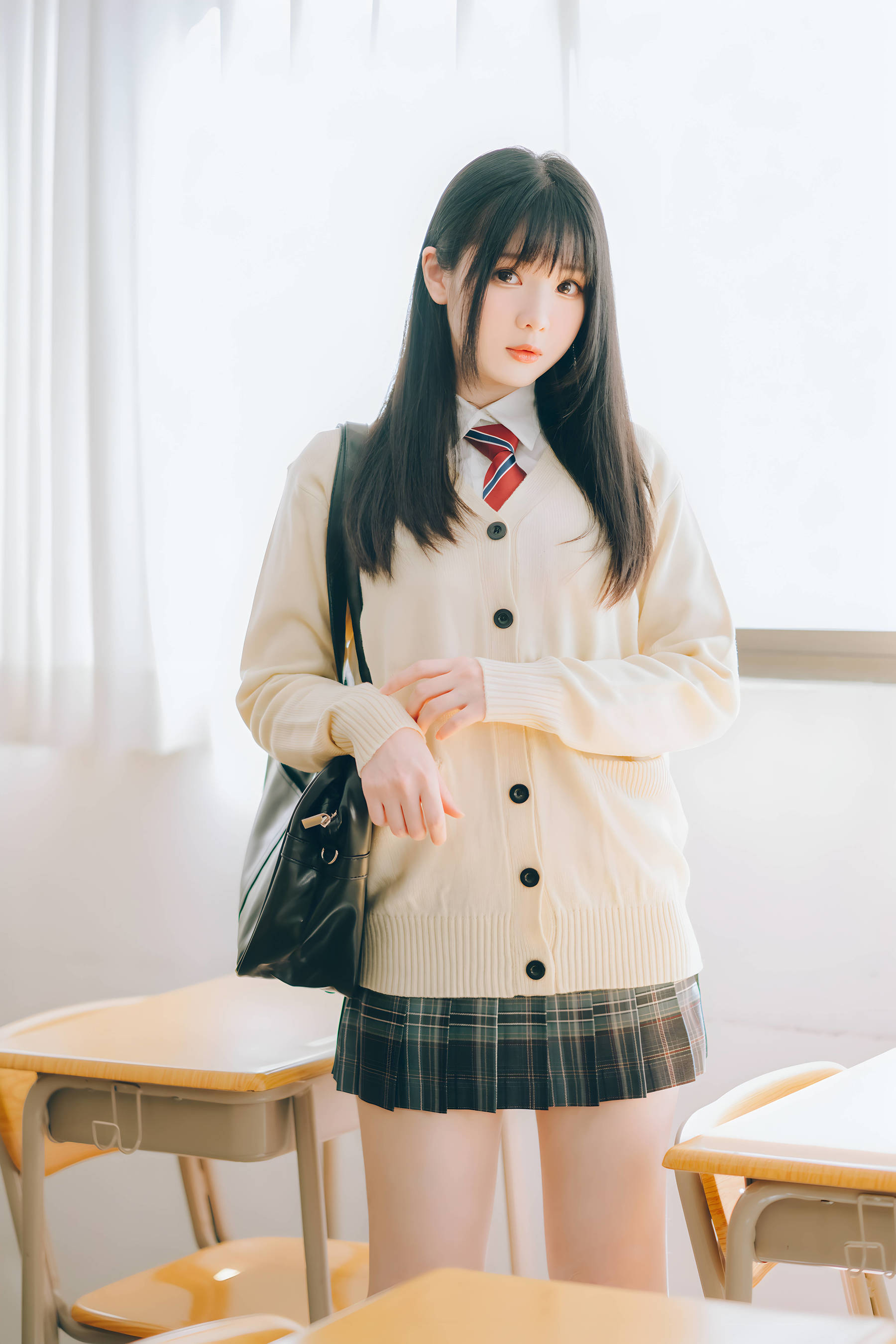 微博妹纸霜月shimo - 隣のサキュバス霜月さん vol.01/(123P)