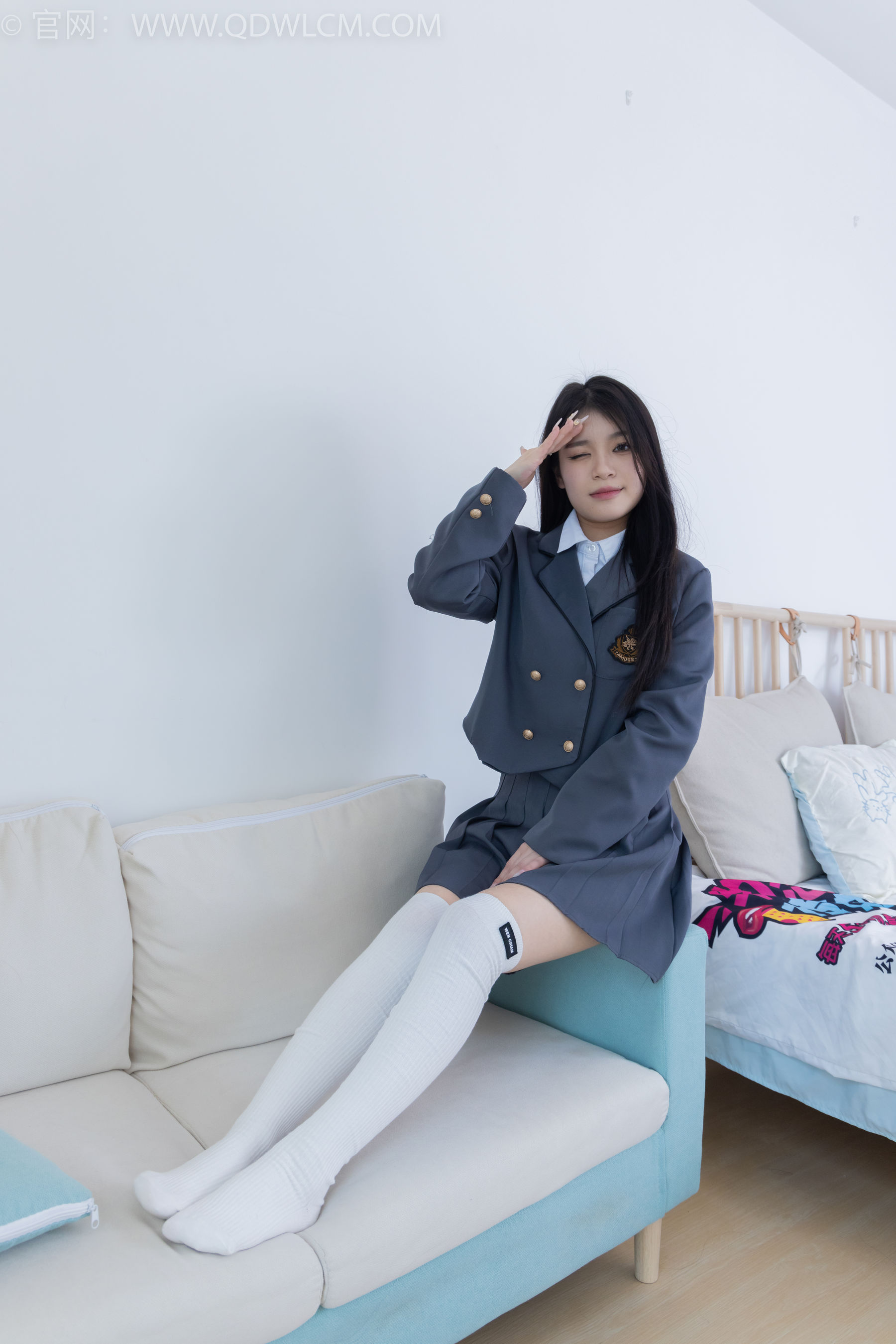 物恋传媒 No.2218 闪闪 - 黑夜是平静的/(180P)