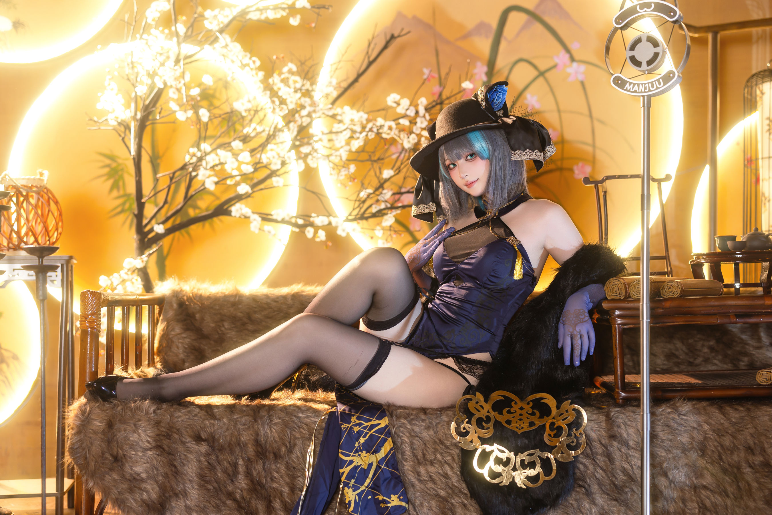 屿鱼 - 金装猫猫头/(60P)