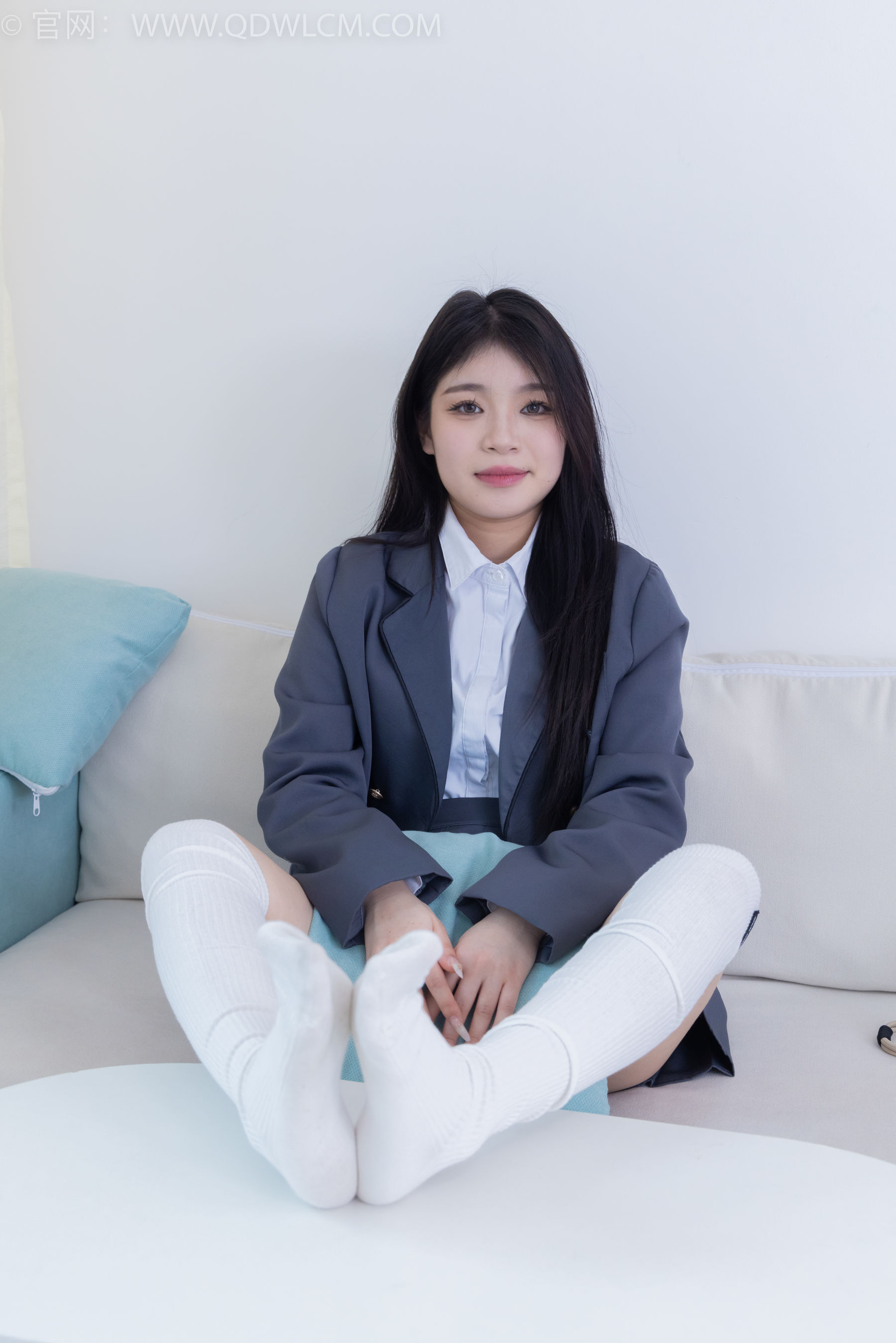 物恋传媒 No.2218 闪闪 - 黑夜是平静的/(180P)