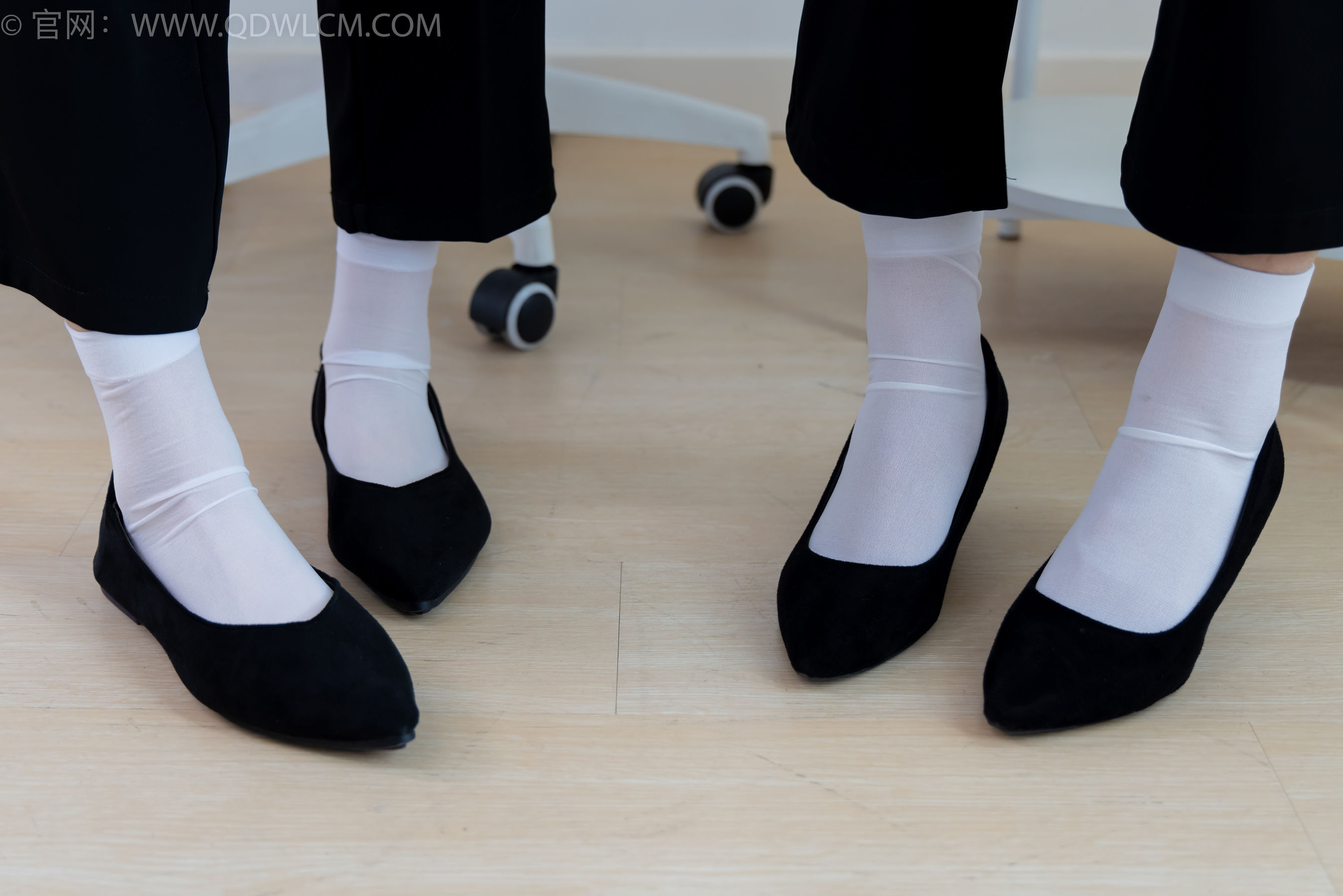 物恋传媒 No.2216 泡泡&嘉木 - 手心的蔷薇/(225P)