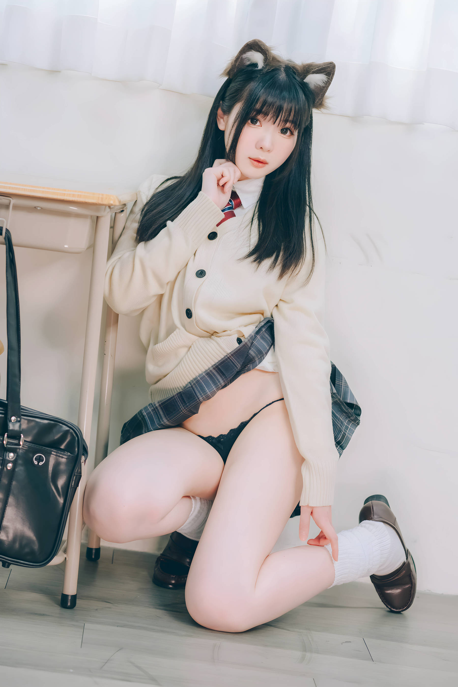 微博妹纸霜月shimo - 隣のサキュバス霜月さん vol.01/(123P)