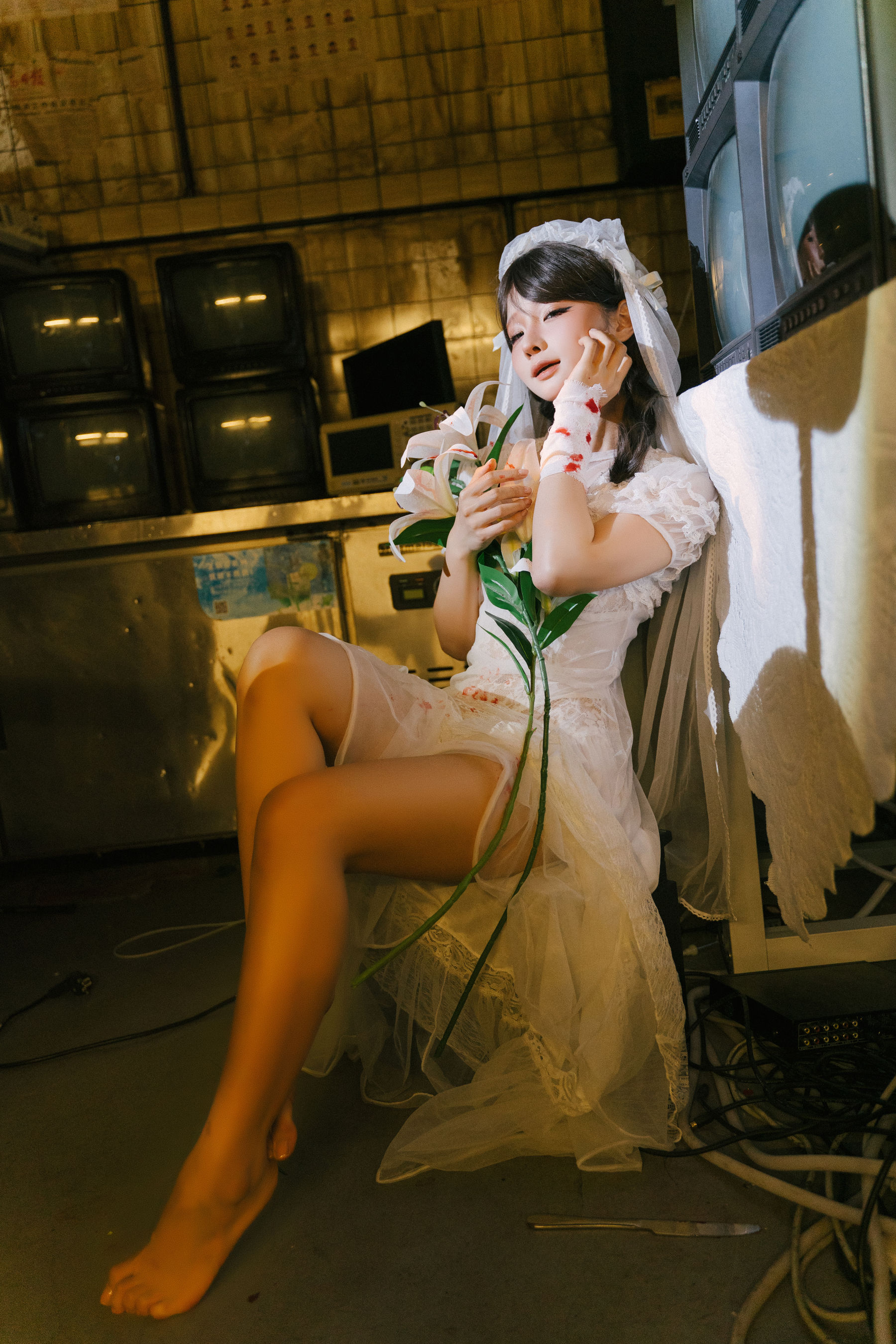 动漫博主蠢沫沫 - 废墟新娘/(133P)