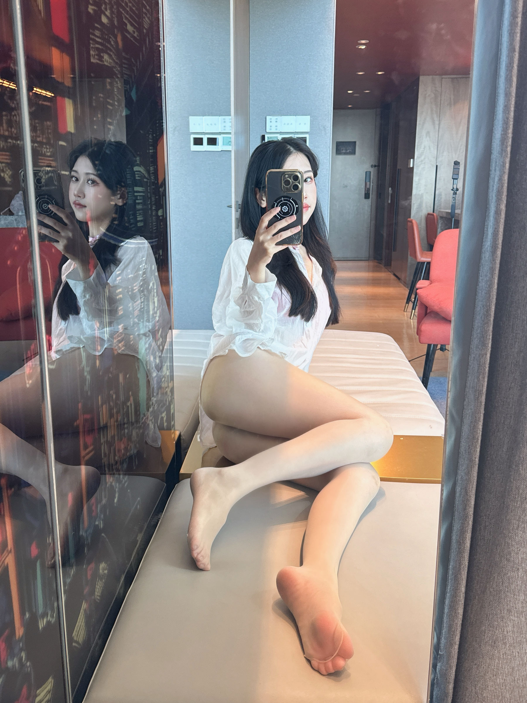微博人气Coser不呆猫 - 粉色衬衣女友/(66P)