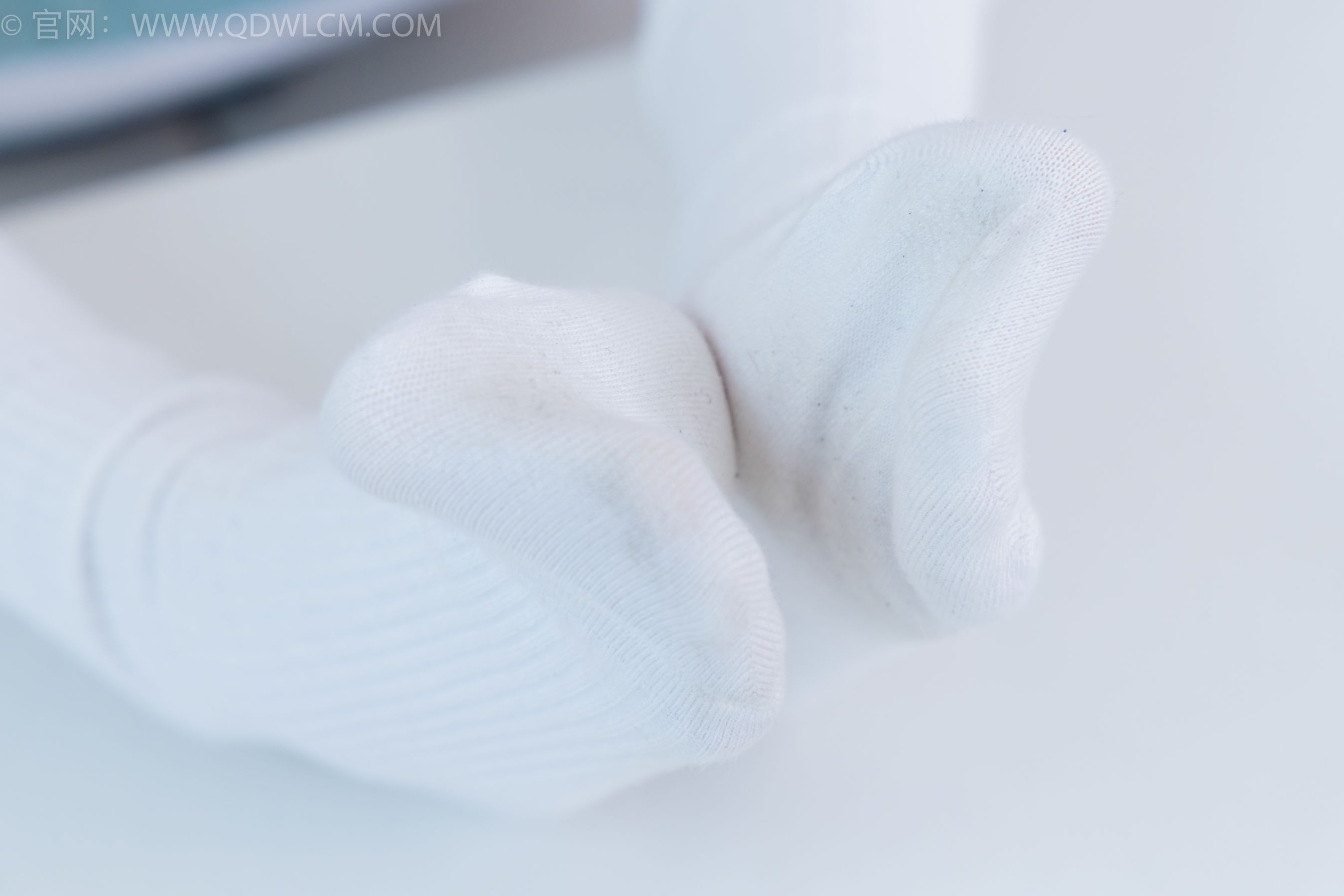 物恋传媒 No.2218 闪闪 - 黑夜是平静的/(180P)