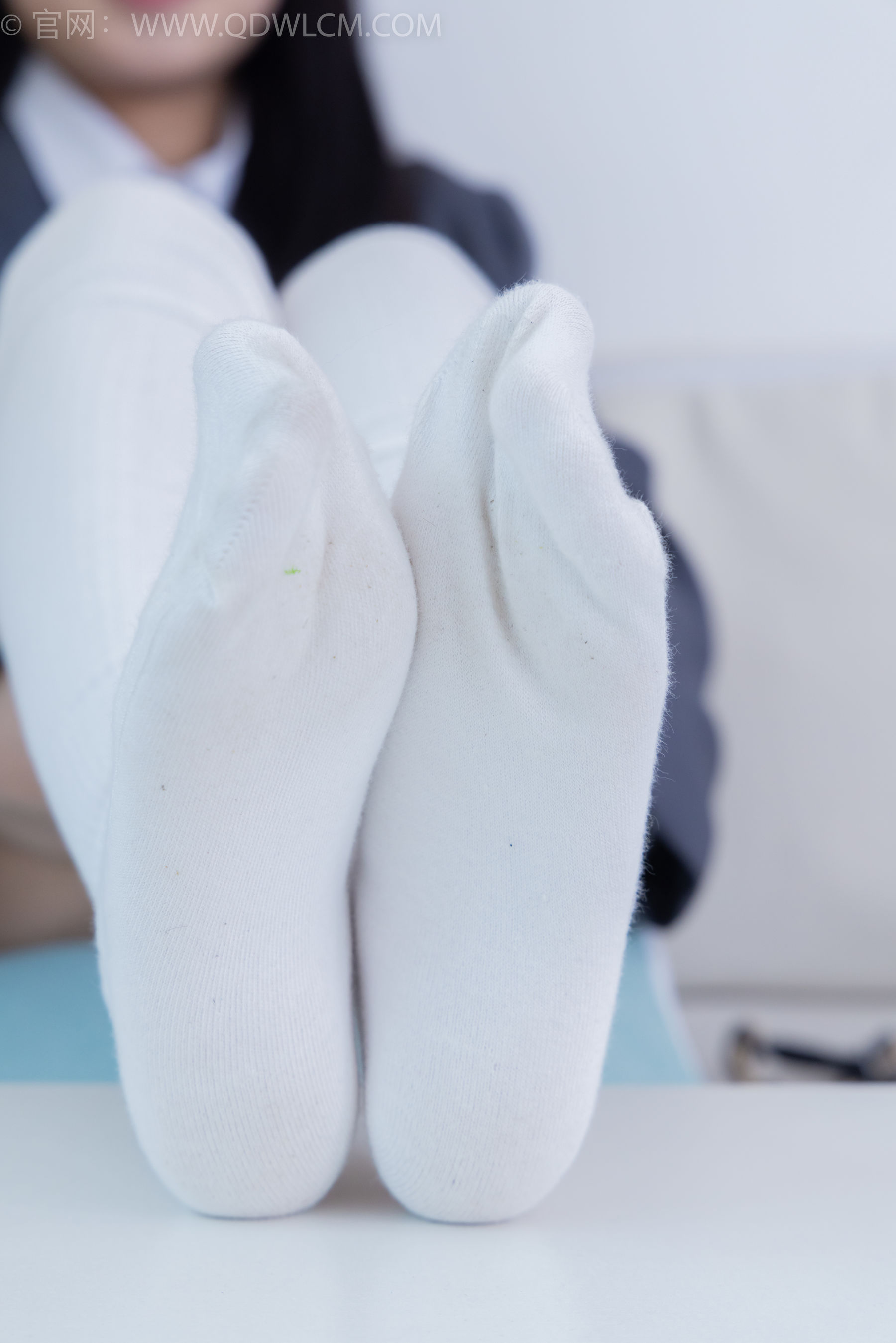 物恋传媒 No.2218 闪闪 - 黑夜是平静的/(180P)